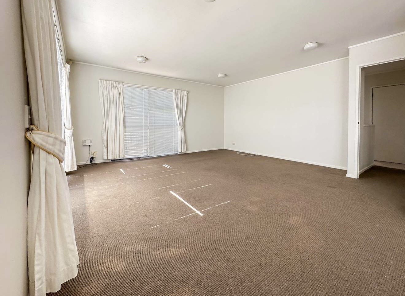 10A Chedworth Drive, Glenfield, North Shore City
