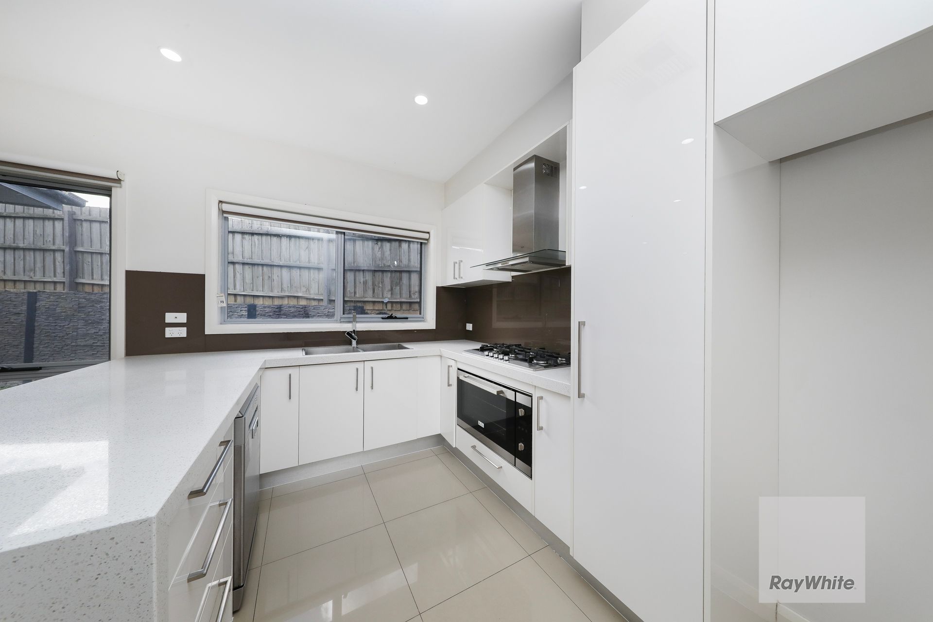 3/44 Trumpington Terrace, Attwood, VIC 3049