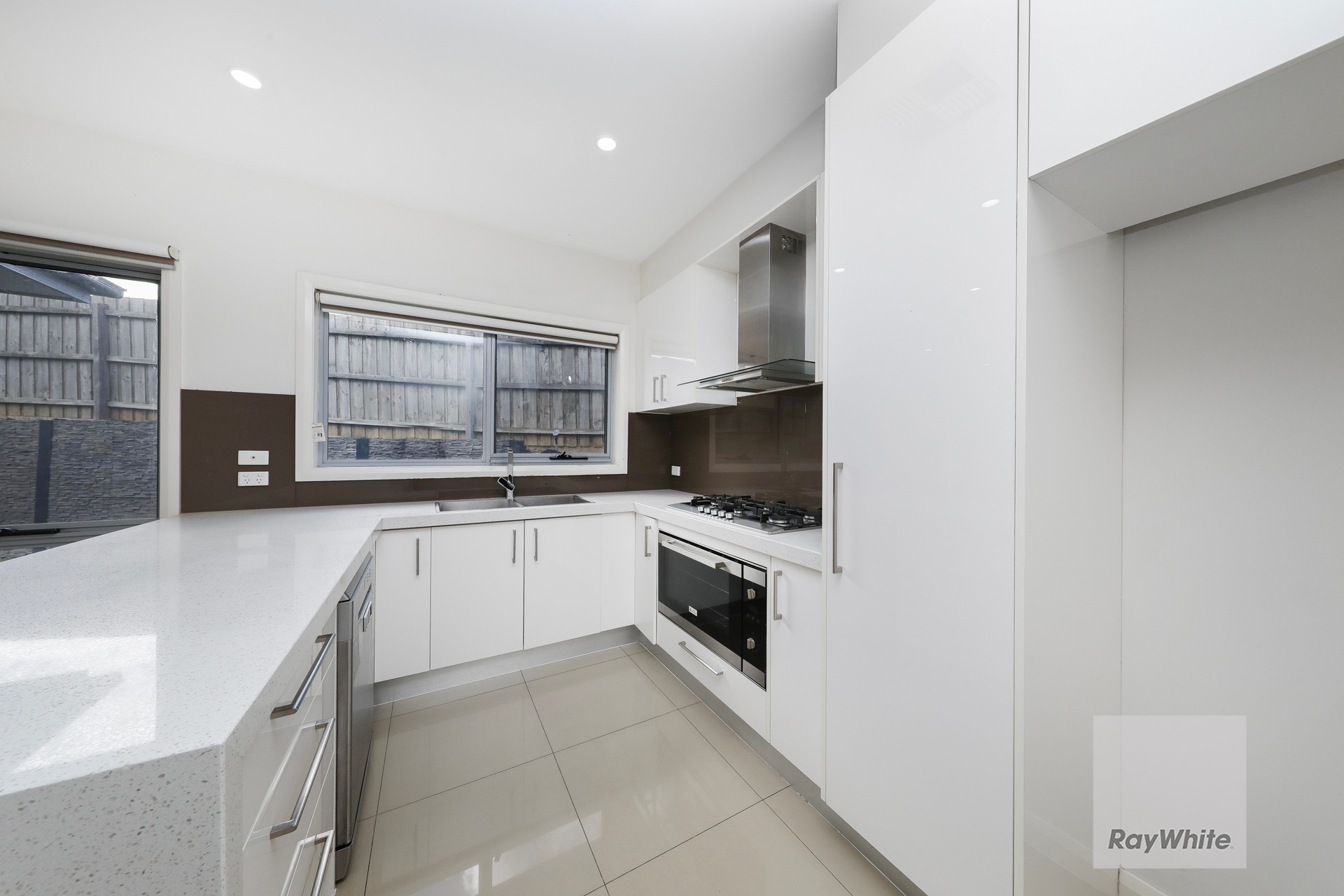3/44 Trumpington Terrace, Attwood, VIC 3049