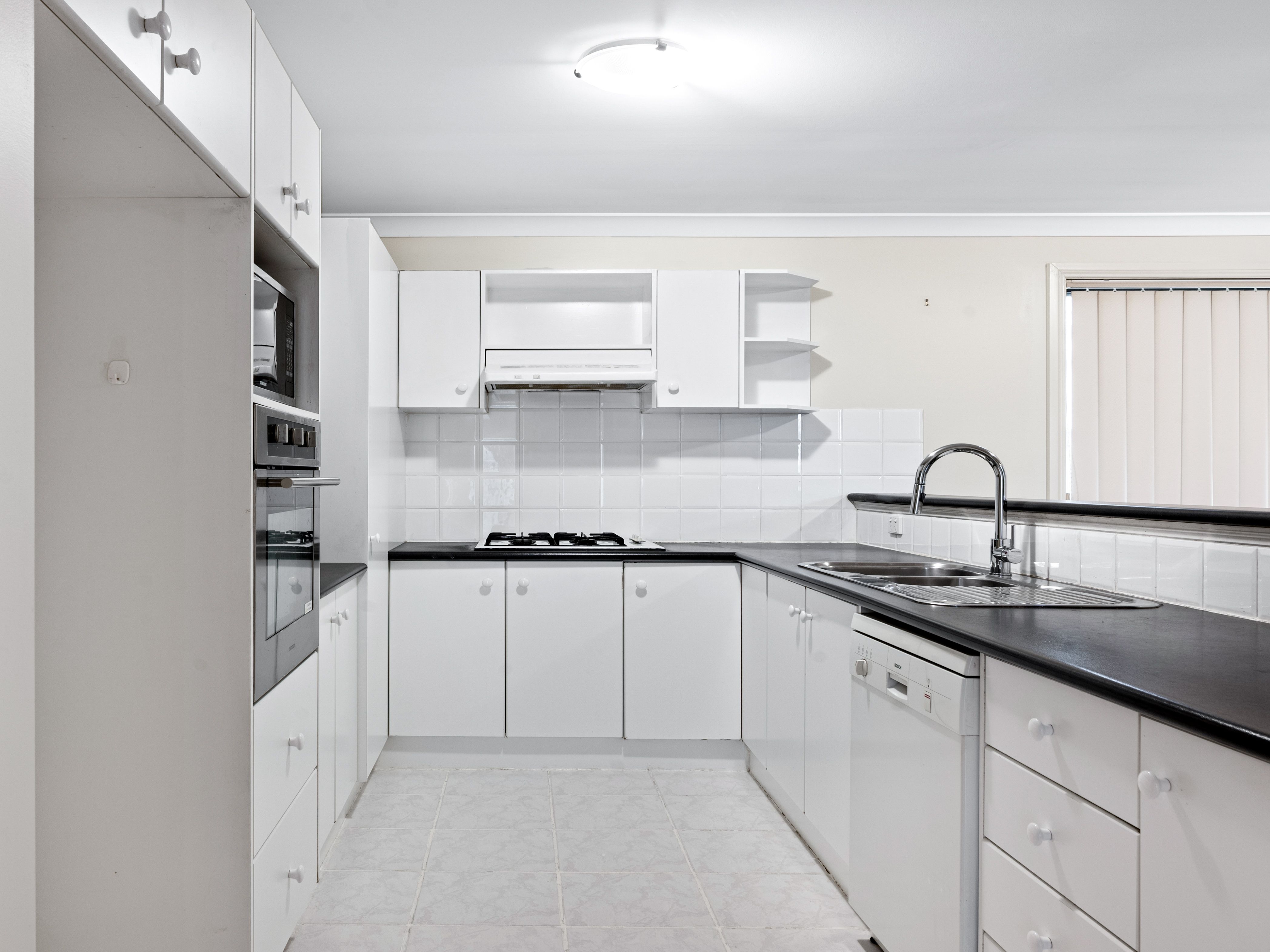 16 Foxgrove Street, Casula, NSW 2170