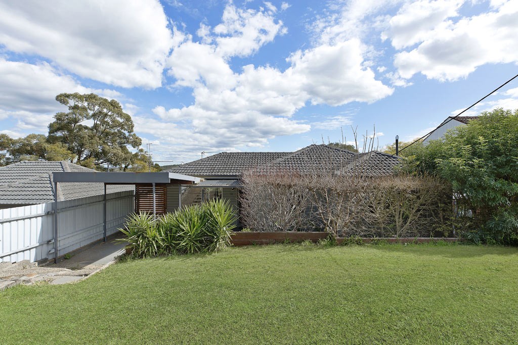12 Sandra Street, Fennell Bay, NSW 2283