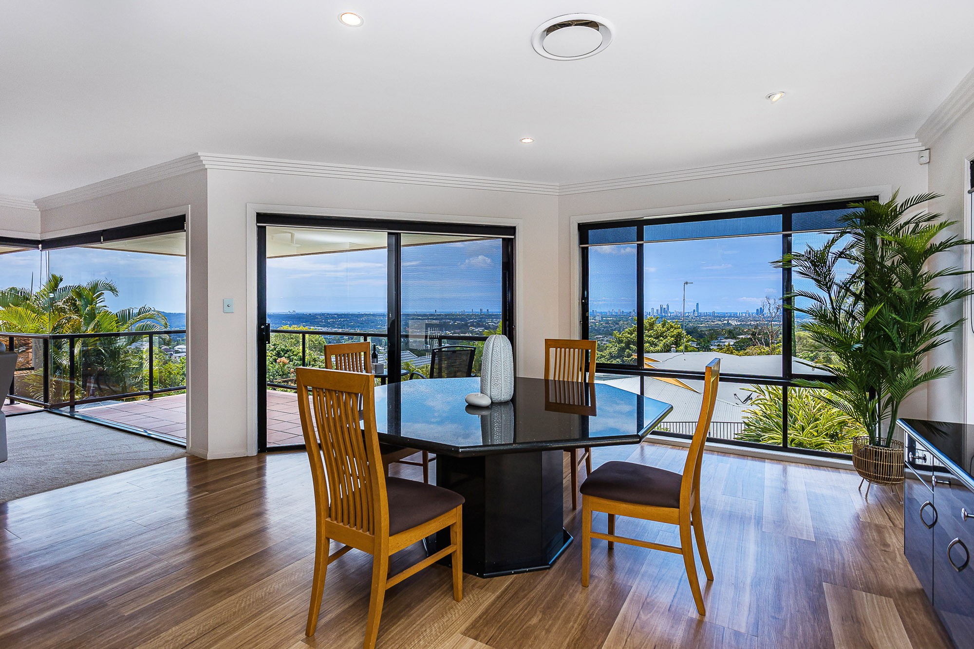 114 Armstrong Way, Highland Park, QLD 4211