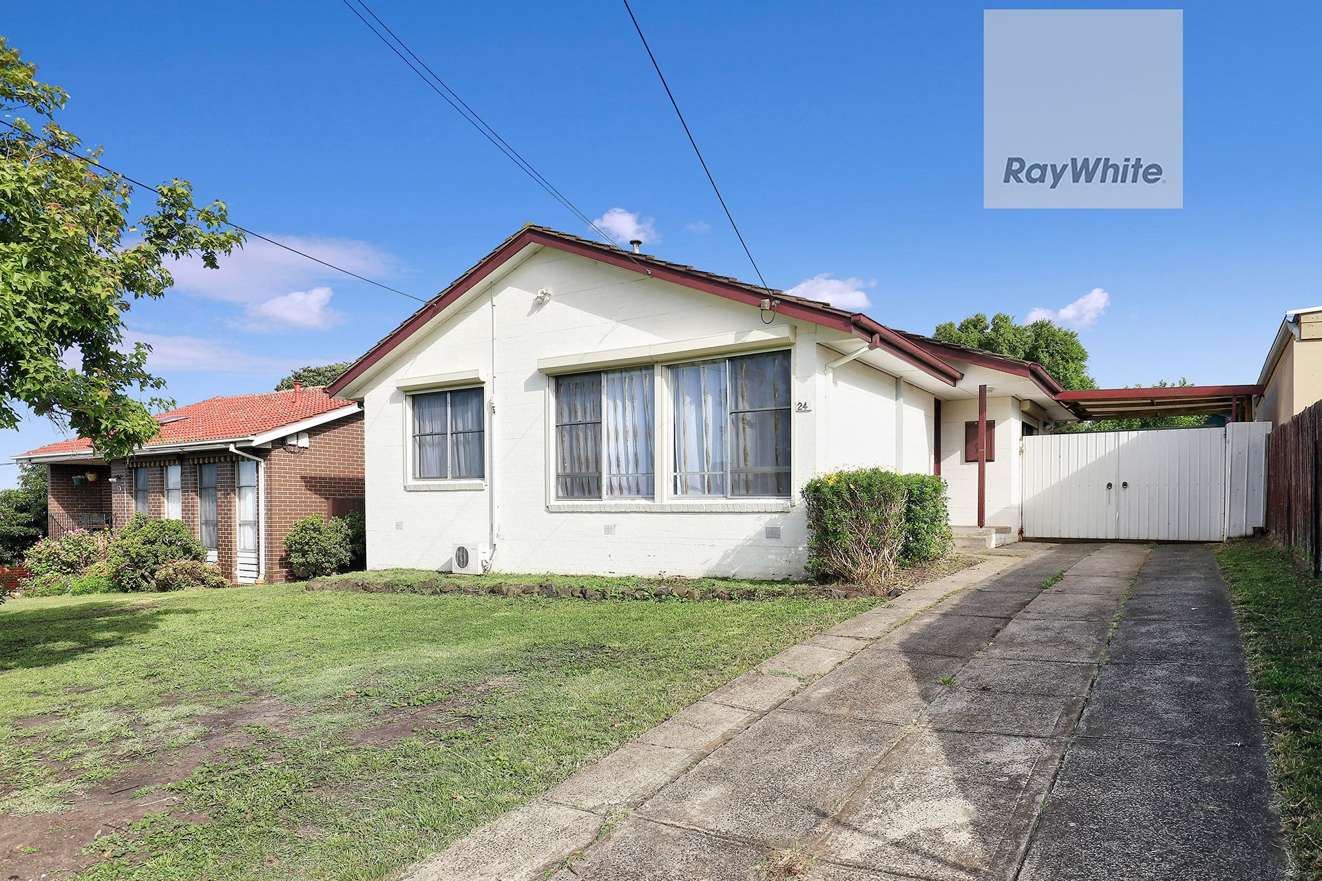 24 Lorraine Crescent — photo from Ray White Gladstone Park