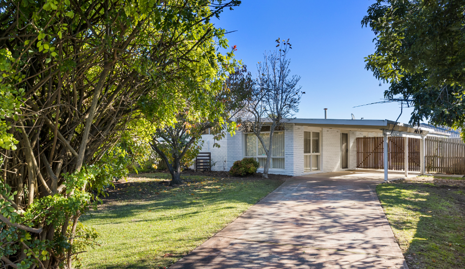 38 Woonton Crescent, Rosebud VIC 3939
