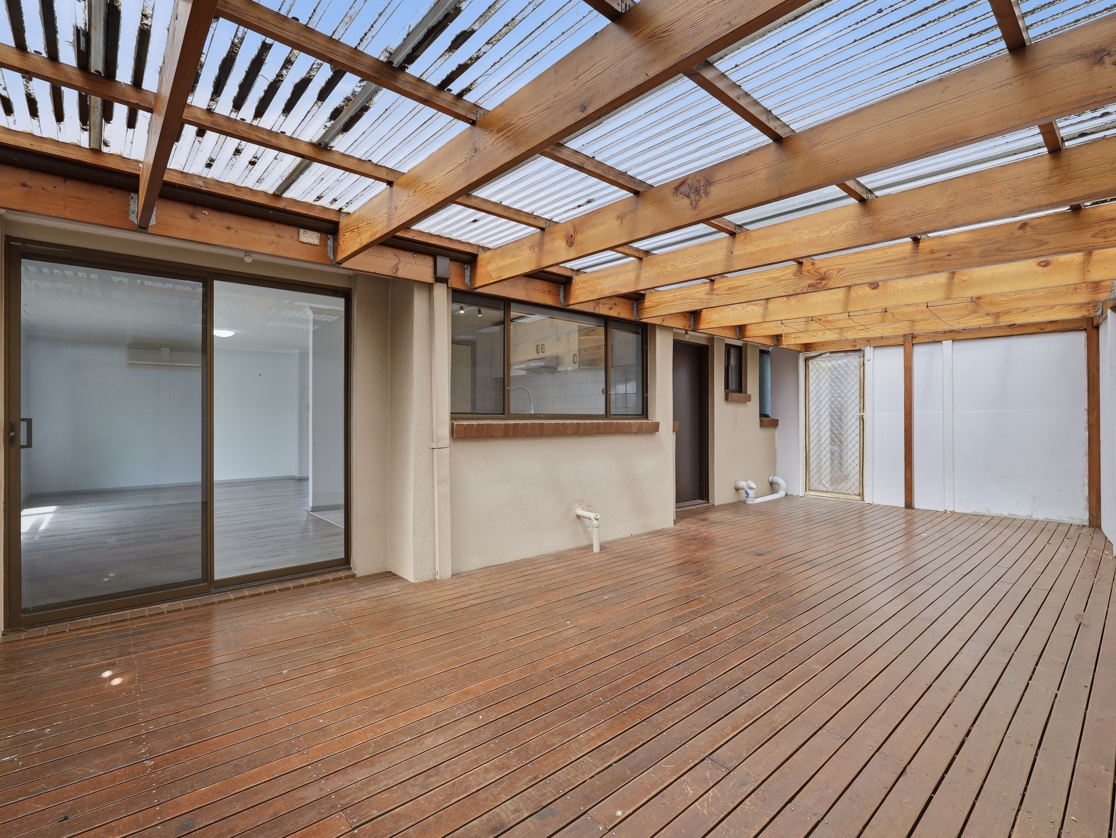 1A Glenelg Way — photo 18 of 21