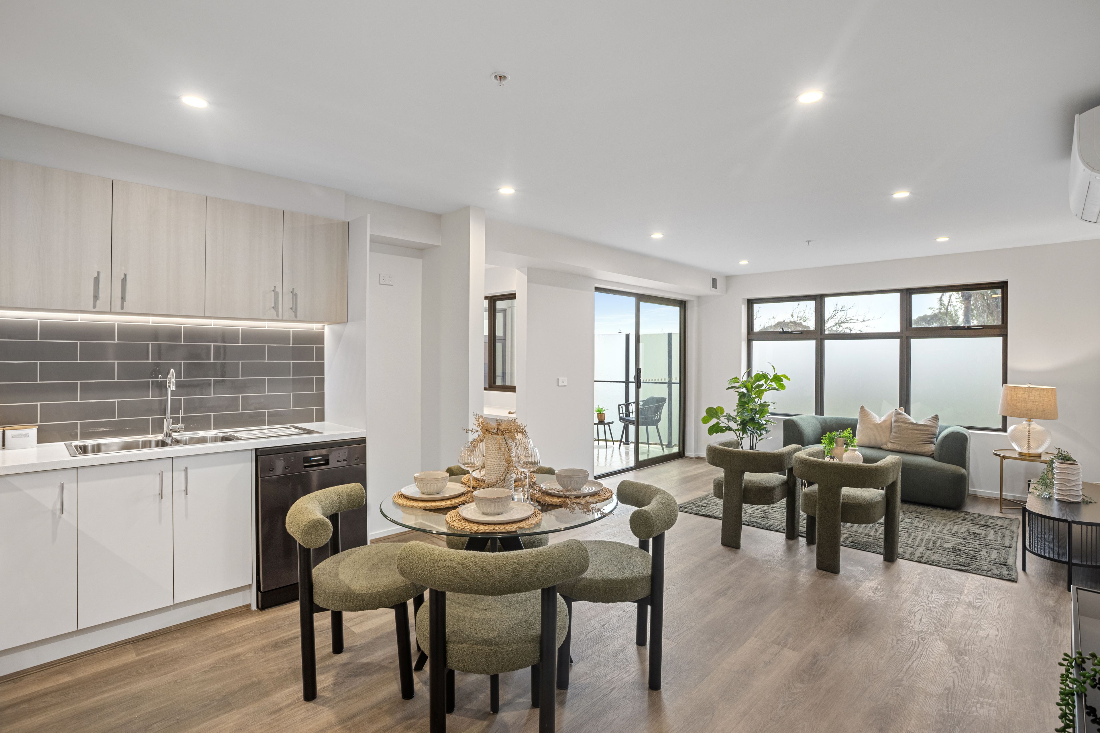 207/22 Sheridan Avenue — photo from Ray White Frankston