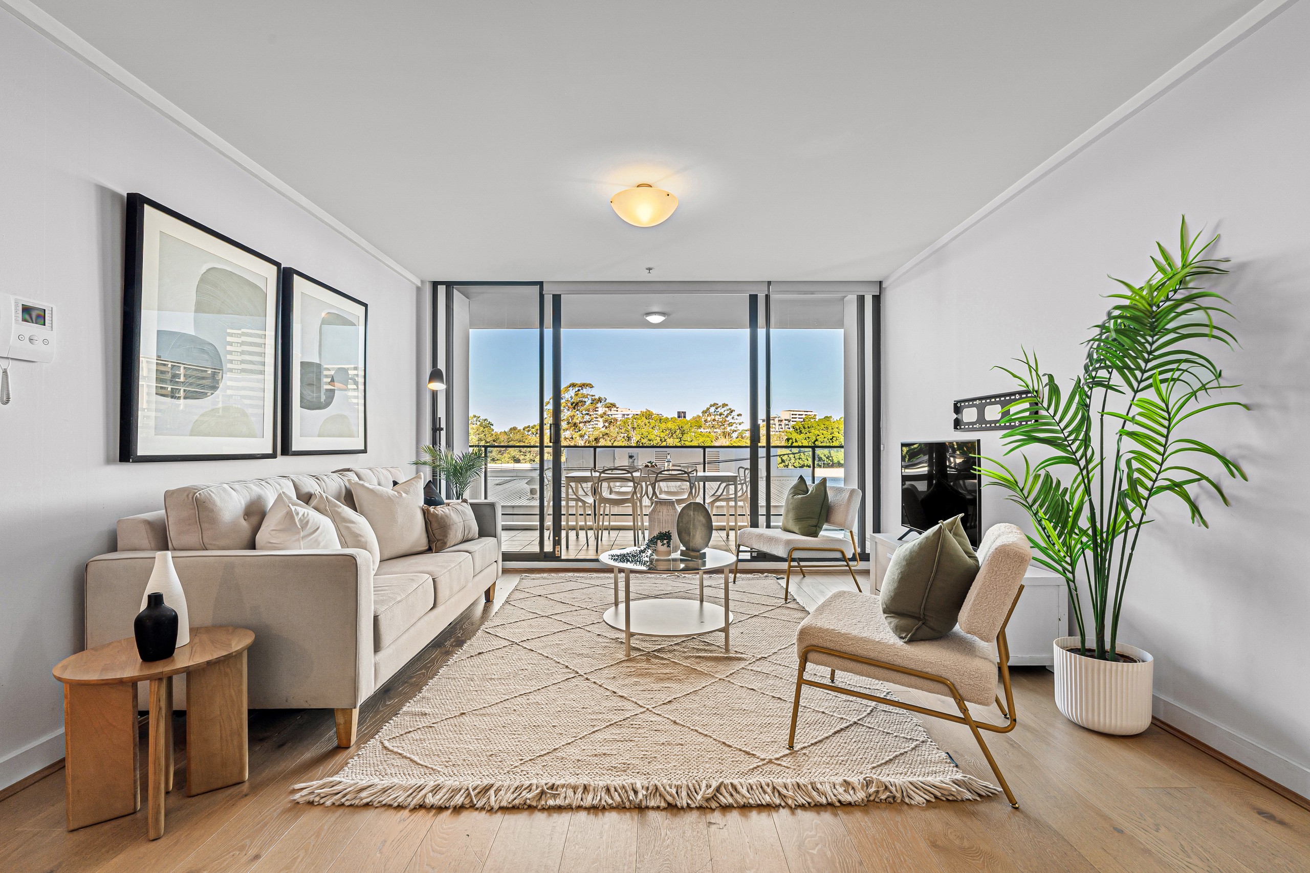202/35A Arncliffe Street, Wolli Creek, NSW 2205