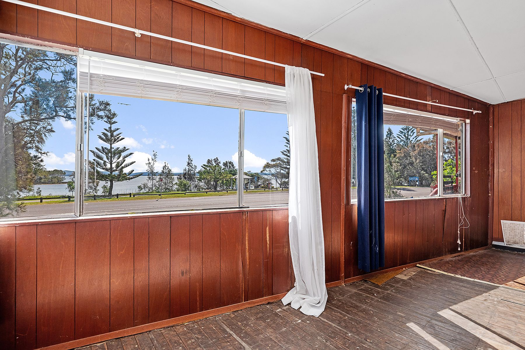 2 Bondi Road — photo 9 of 19