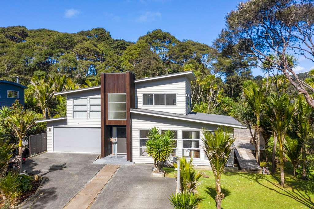 194b Huia Road photo 0