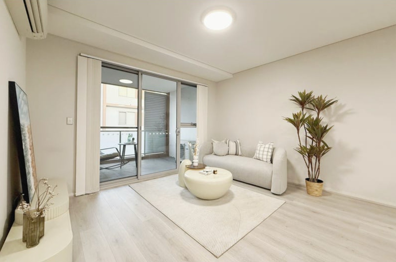 213/1 Demeter Street, Rouse Hill, NSW 2155