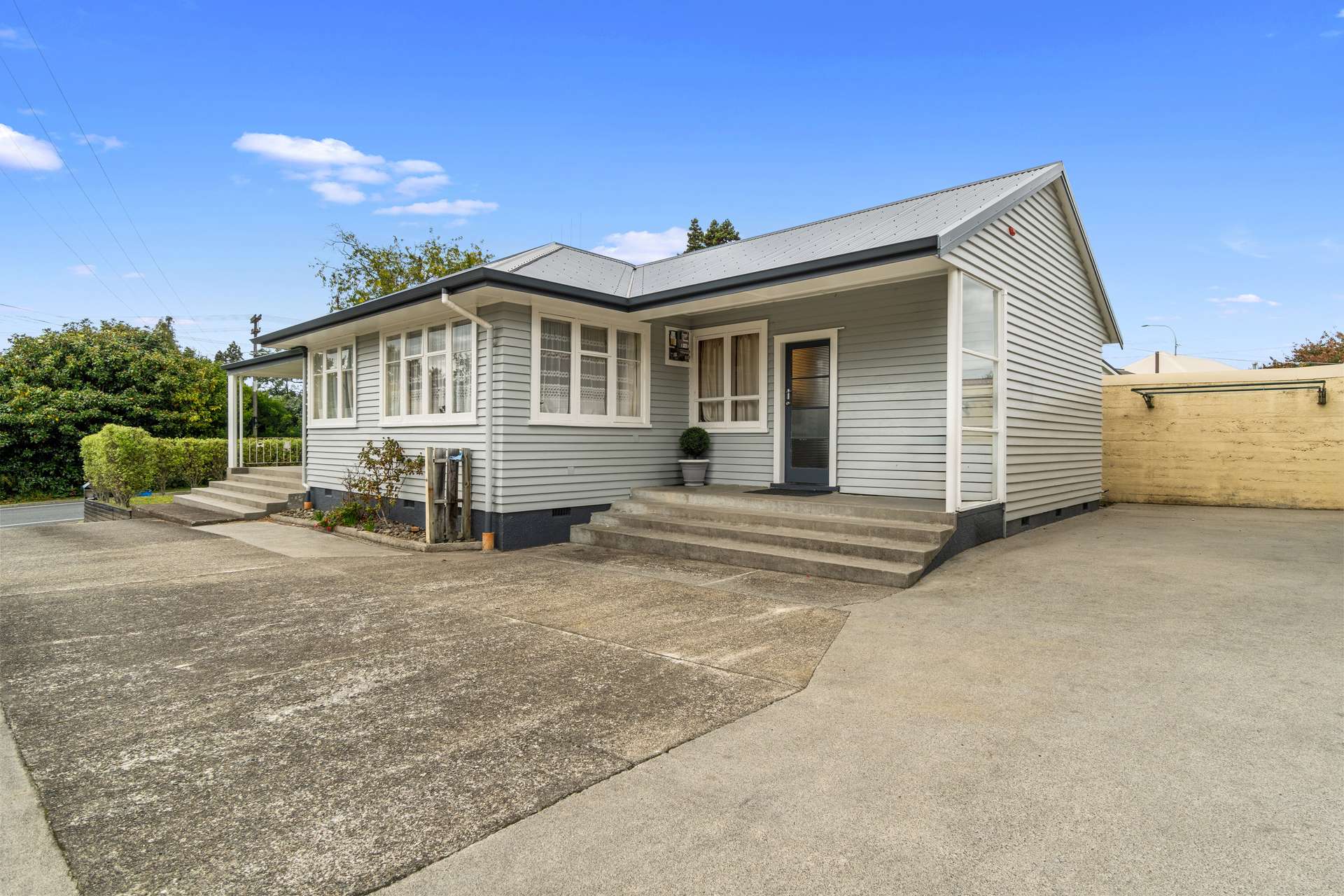 475 Mutu Street photo 0