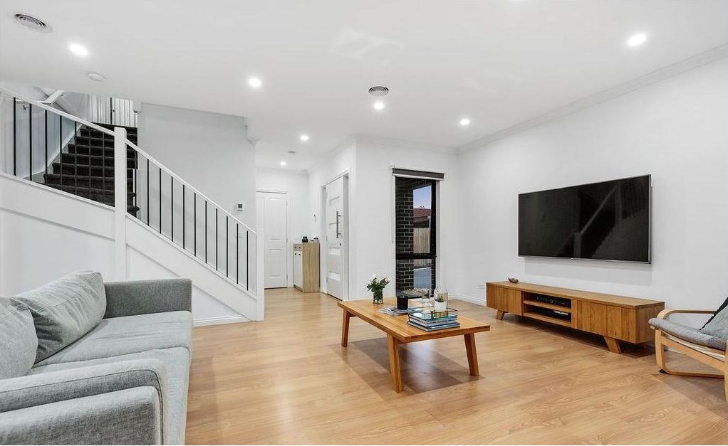2/163 Dandelion Drive, Rowville, VIC 3178