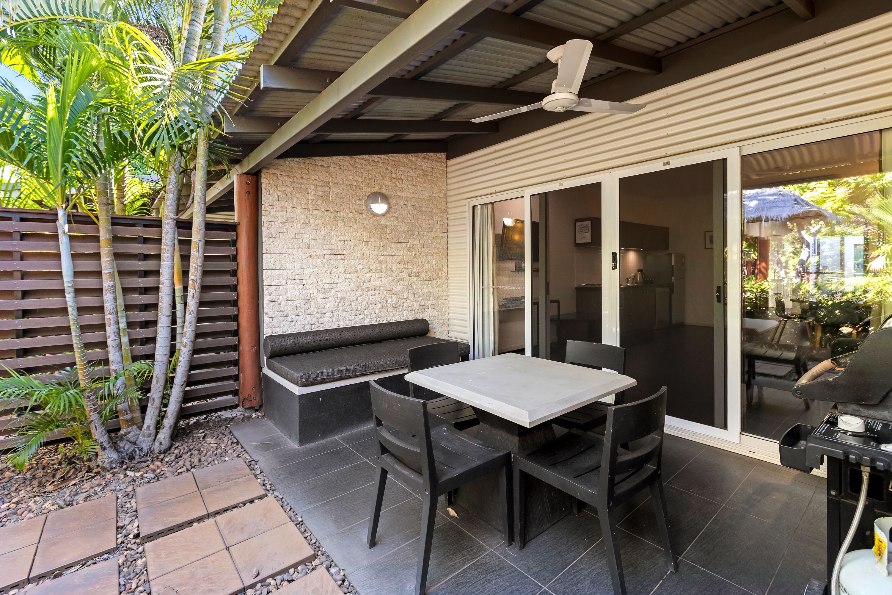 28/25 Millington Road — photo 17 of 27