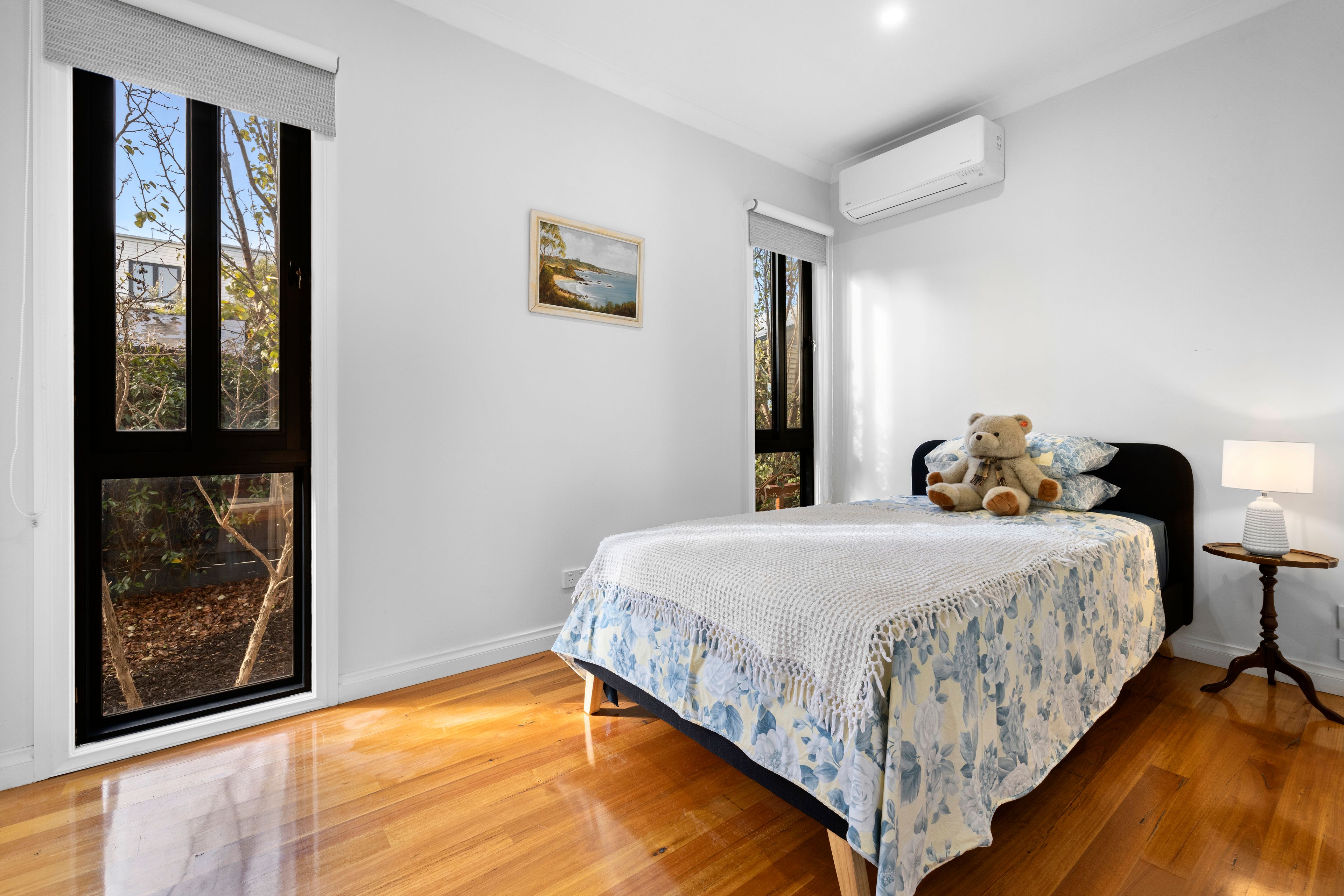 21 Riviera Street — photo 9 of 27