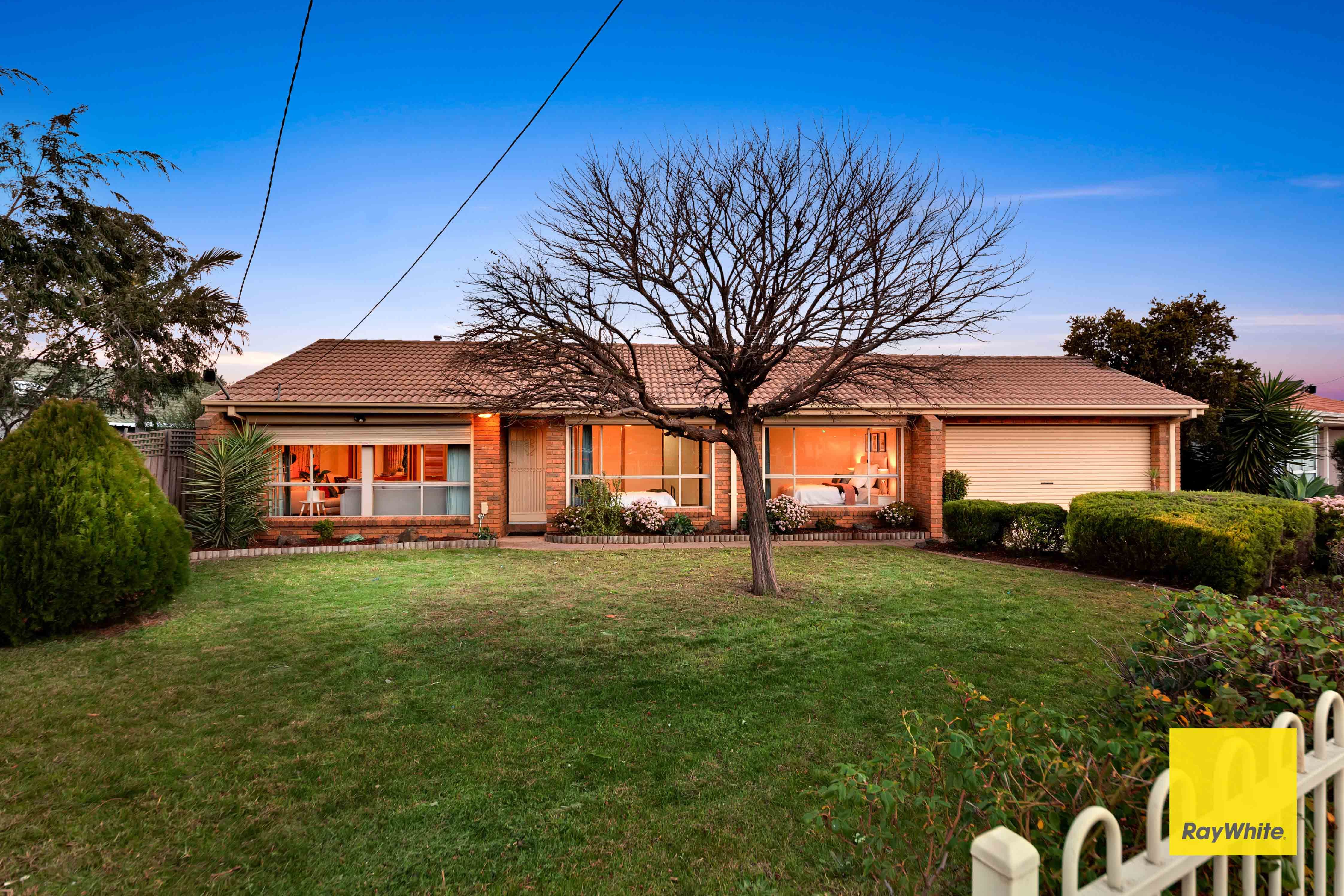 1 Monteath Crescent, Hoppers Crossing VIC 3029