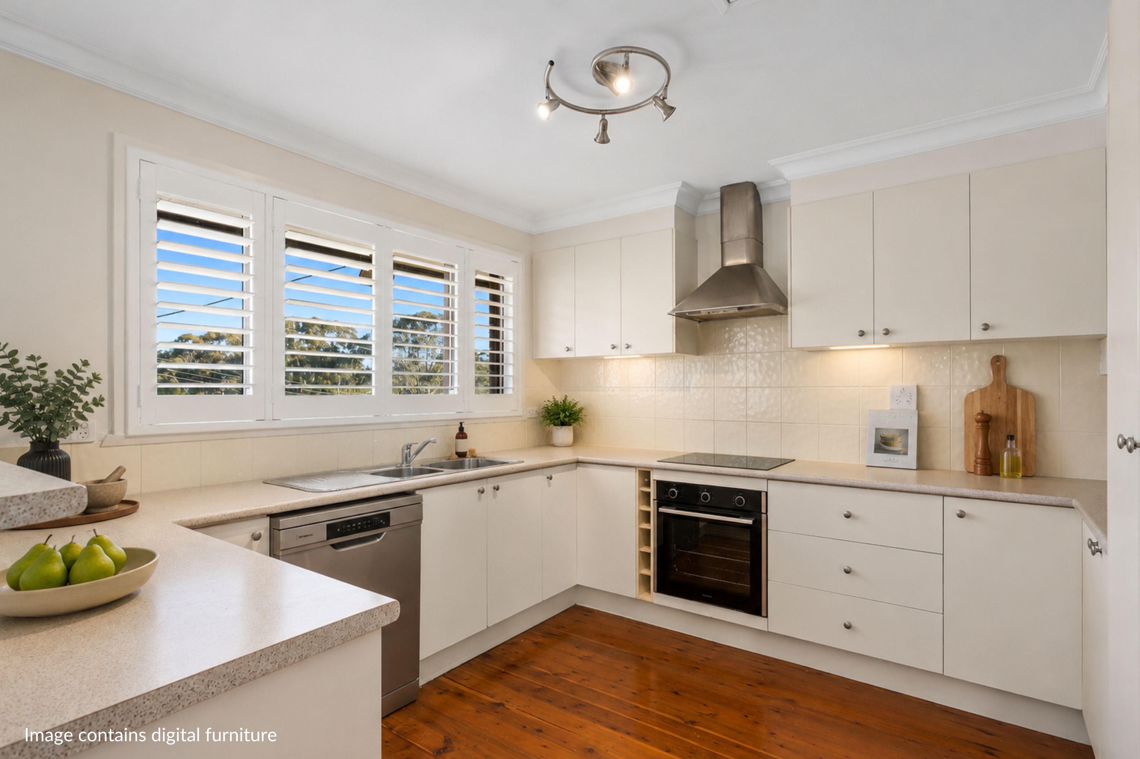48 Jacaranda Avenue — photo 3 of 9