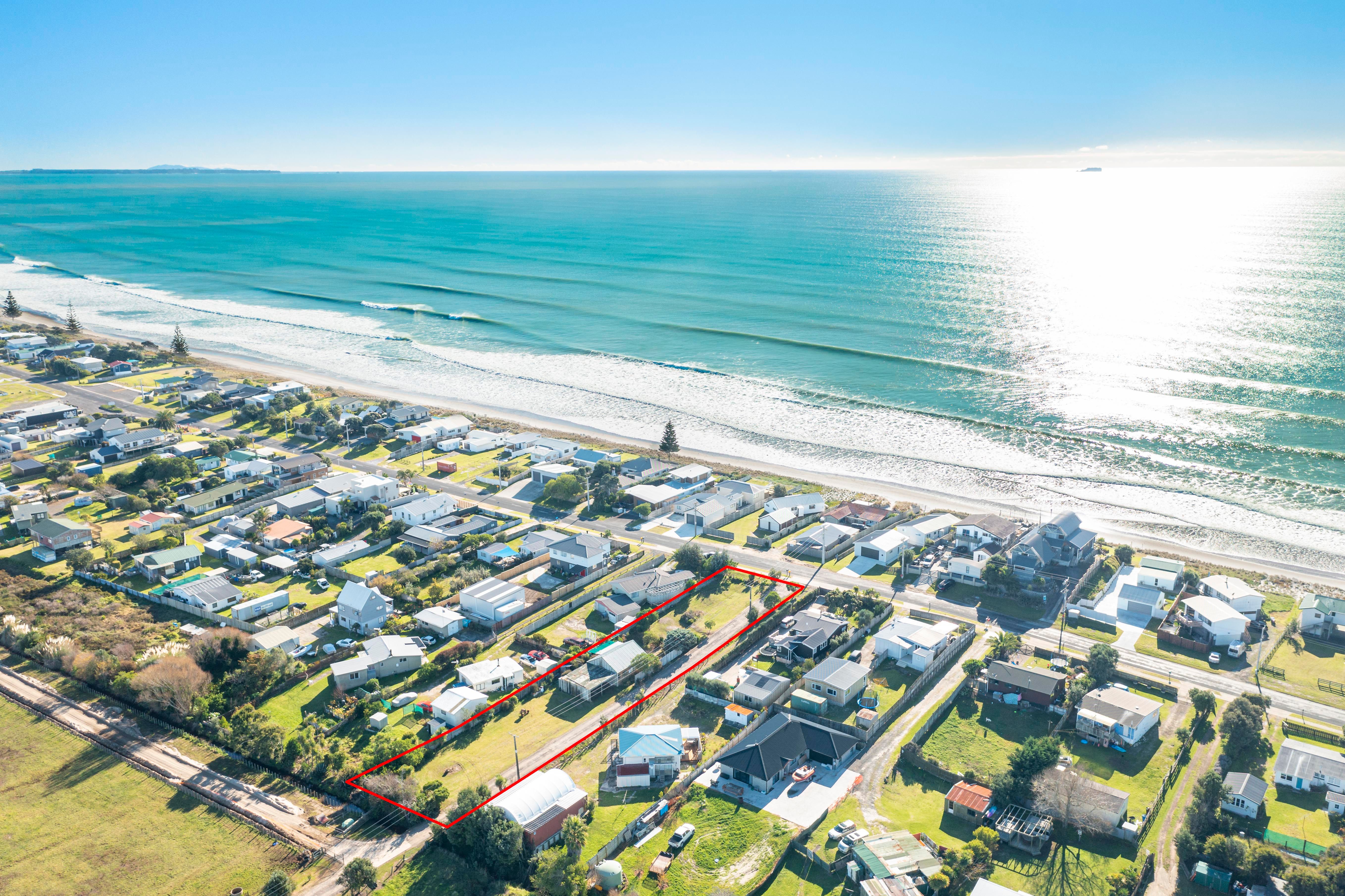 444 Pukehina Parade, Pukehina, Western Bay Of Plenty District