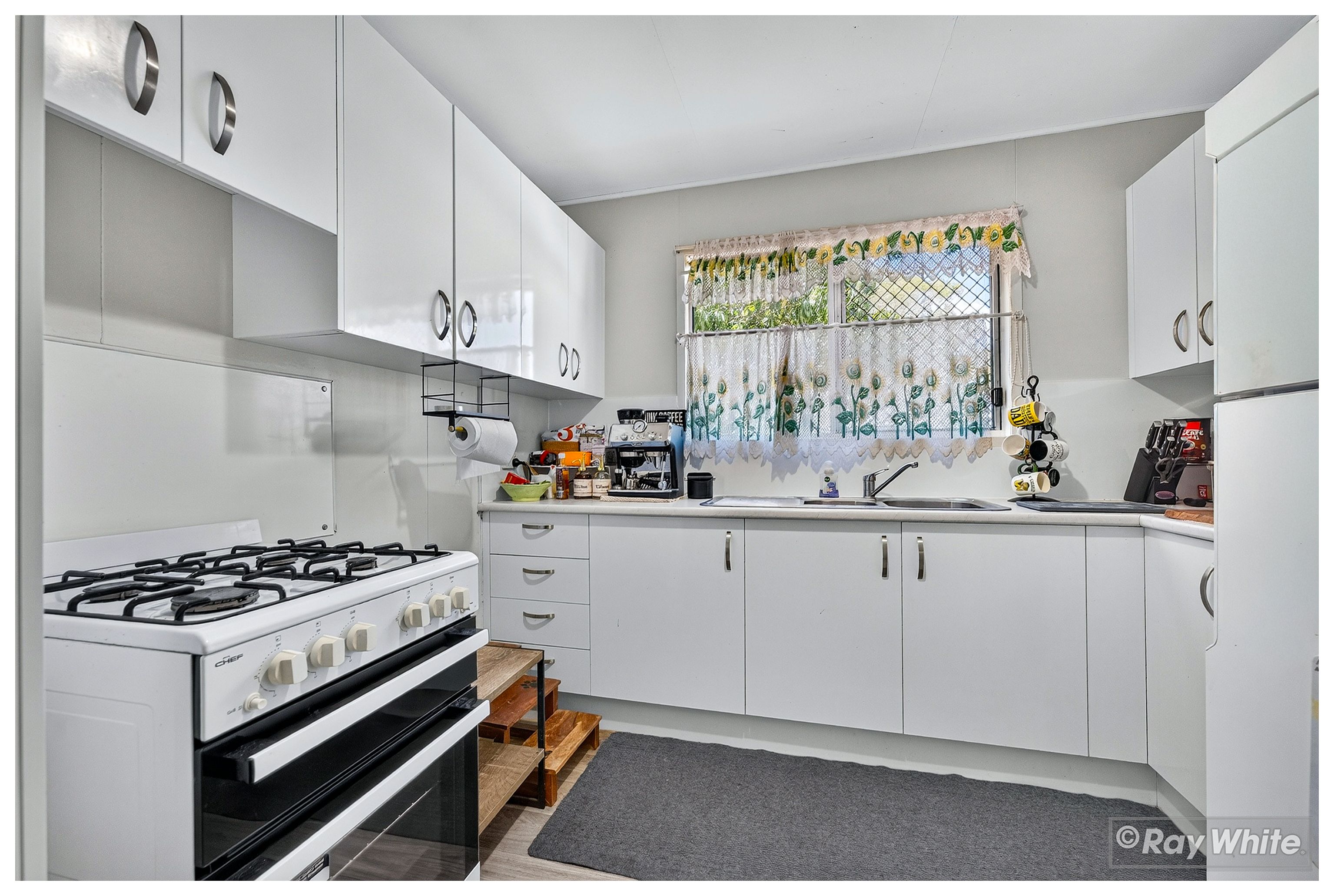 251 Roselt Street — photo 3 of 18