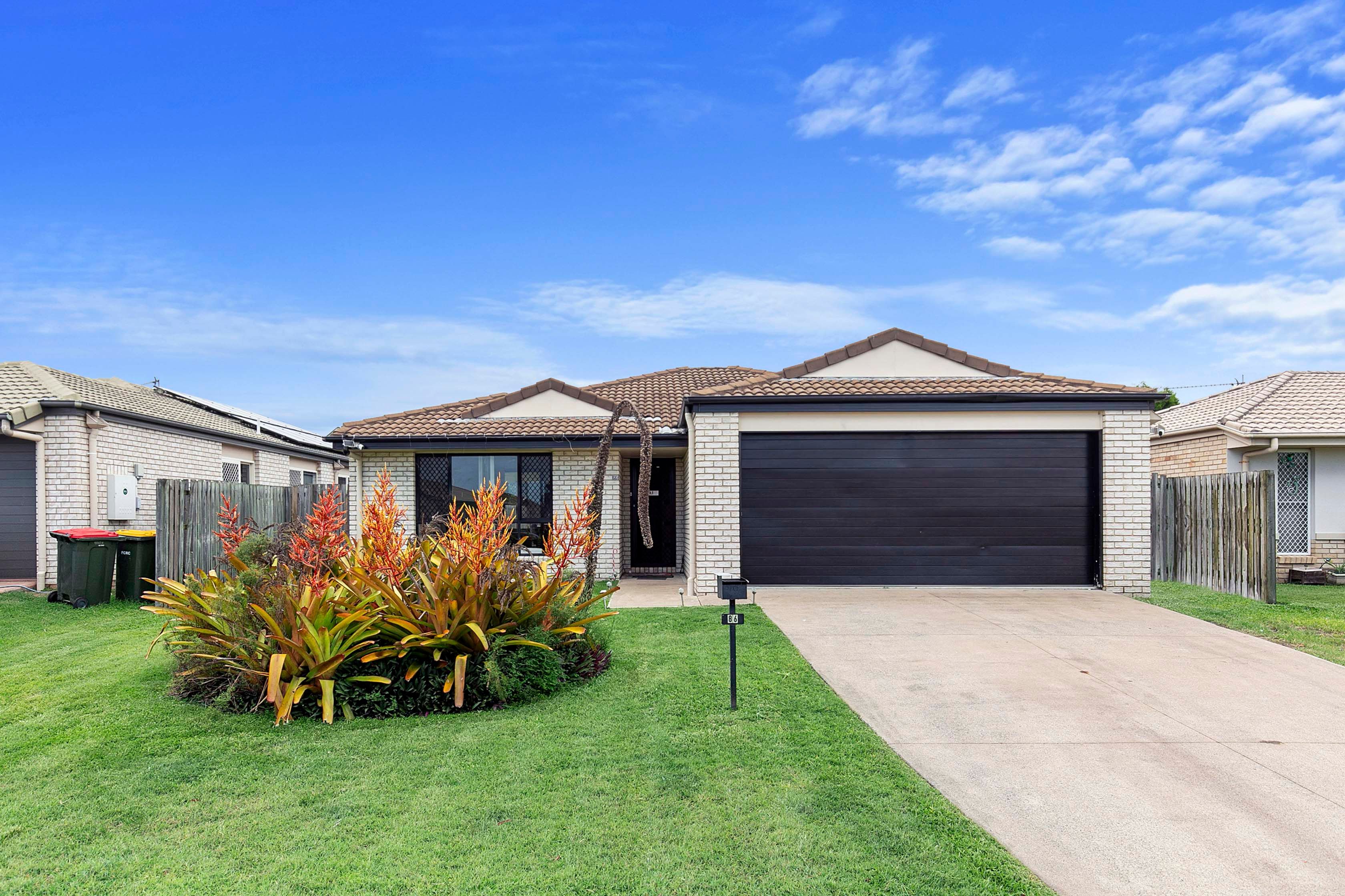 86 Endeavour Way, Eli Waters QLD 4655