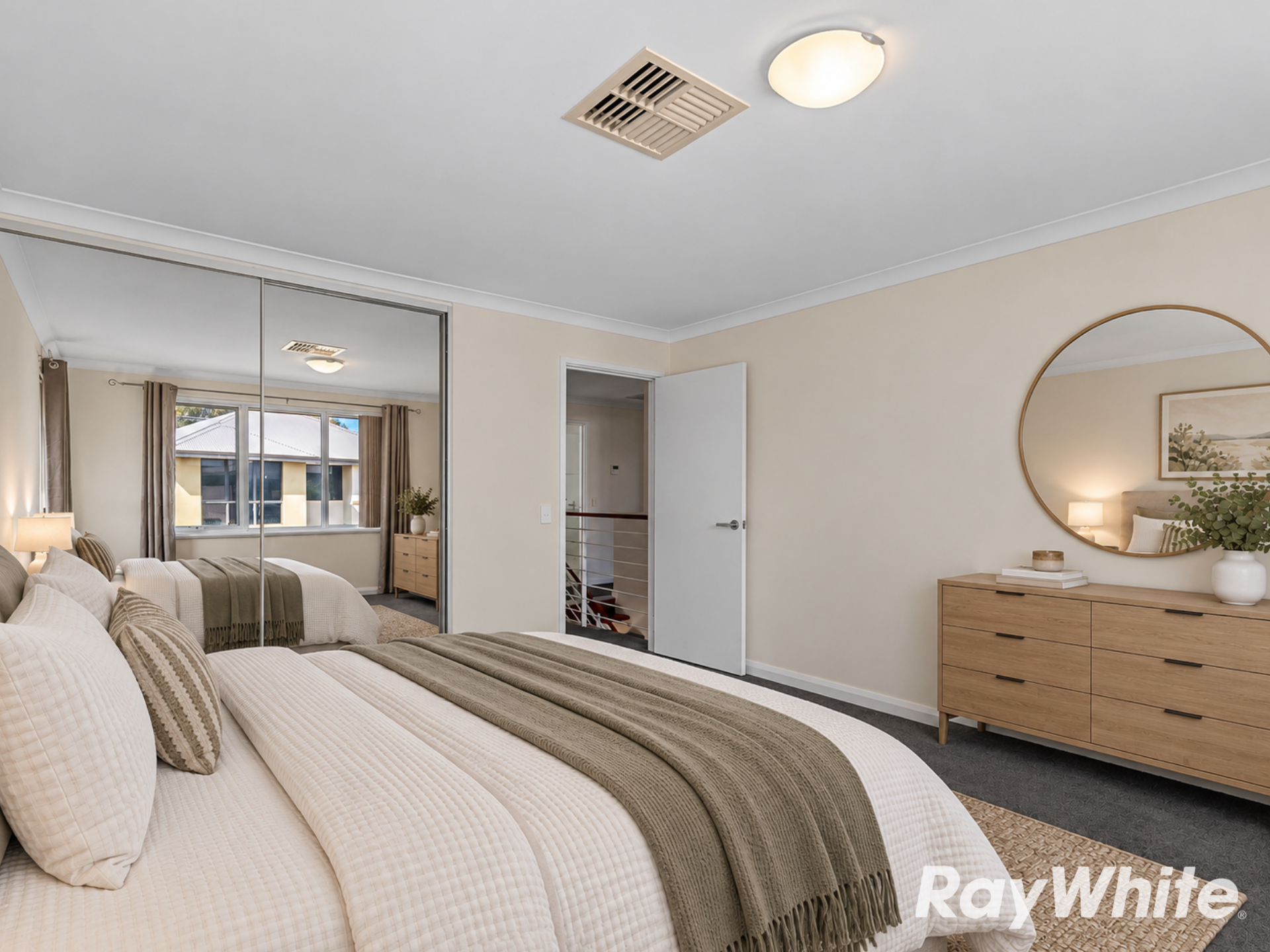 14 Whitley Place — photo 13 of 25