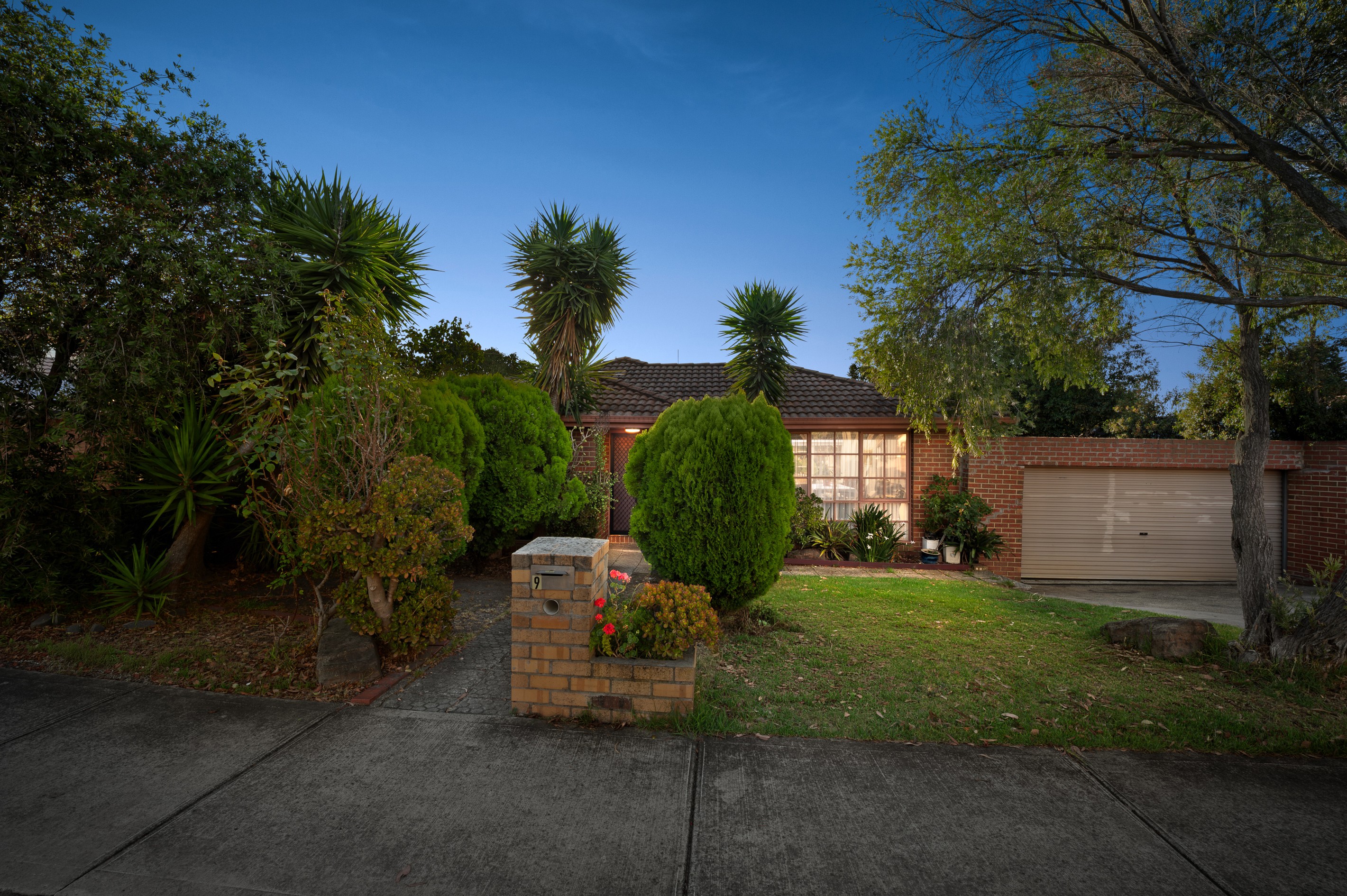 9 Bowman Drive, Mill Park, VIC 3082