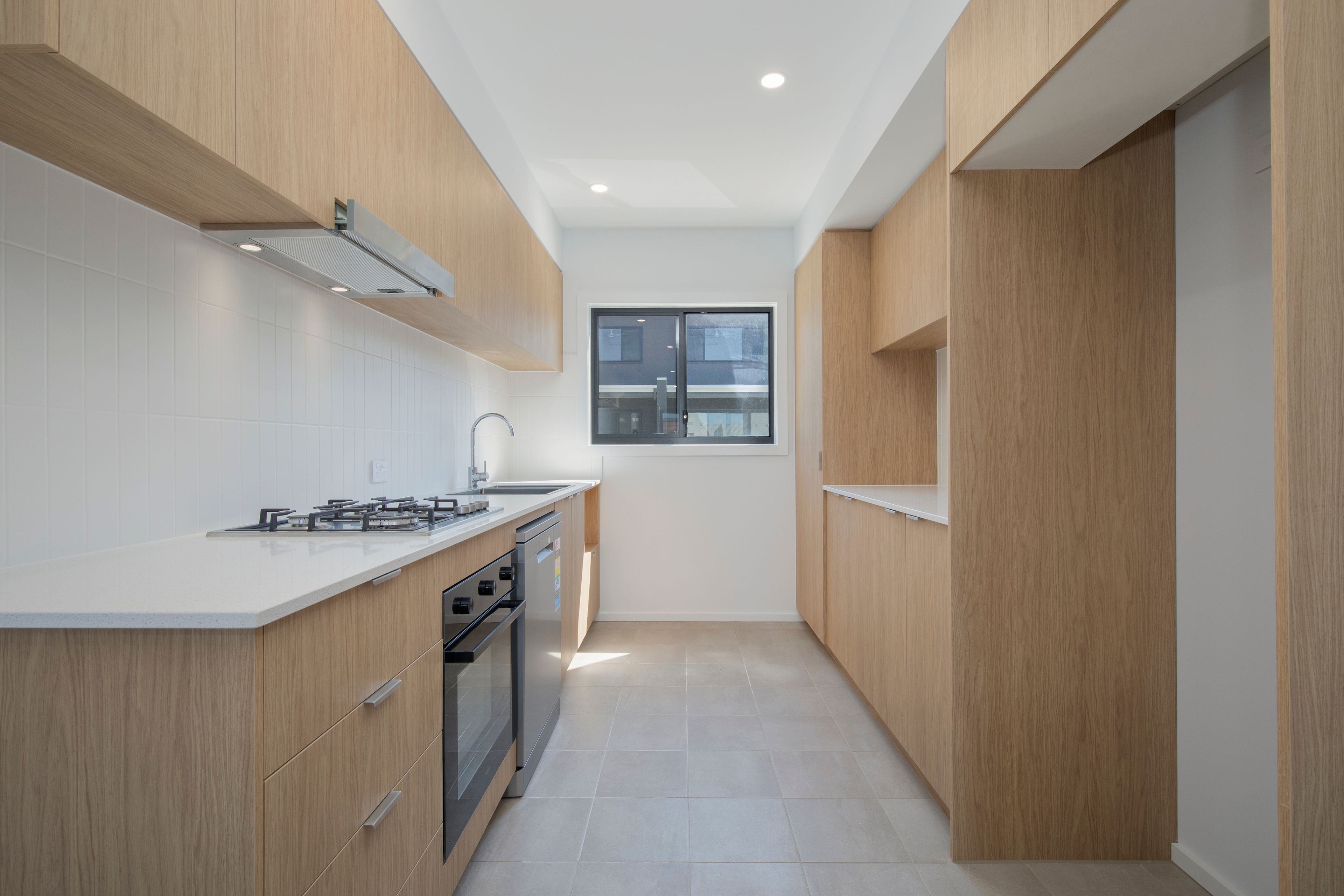 5/2 Corymbia Way — photo 2 of 15