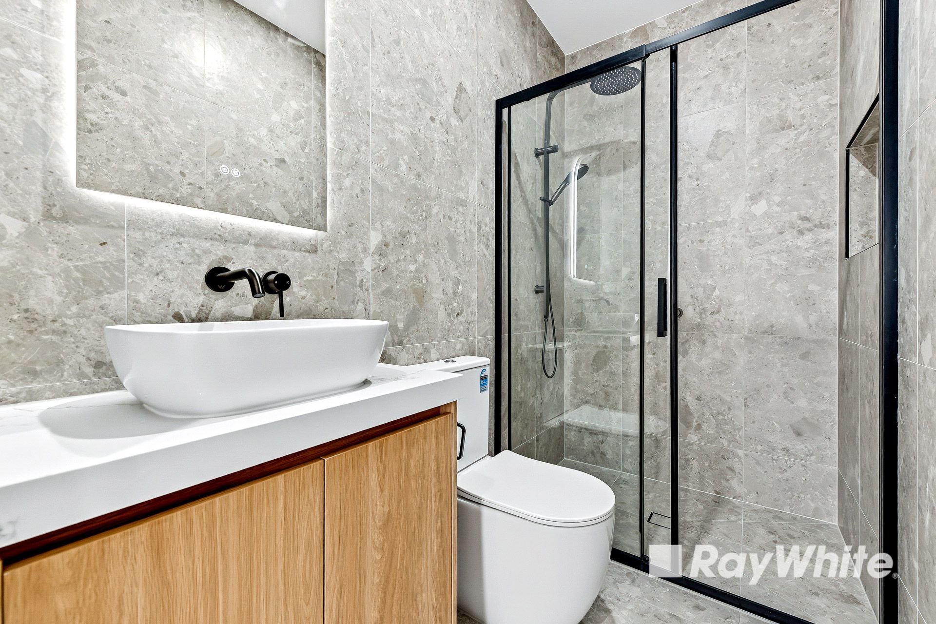 5B Andrew Street — photo 8 of 14