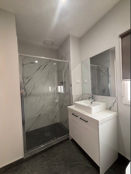 21 Delhi Grove — photo 9 of 10