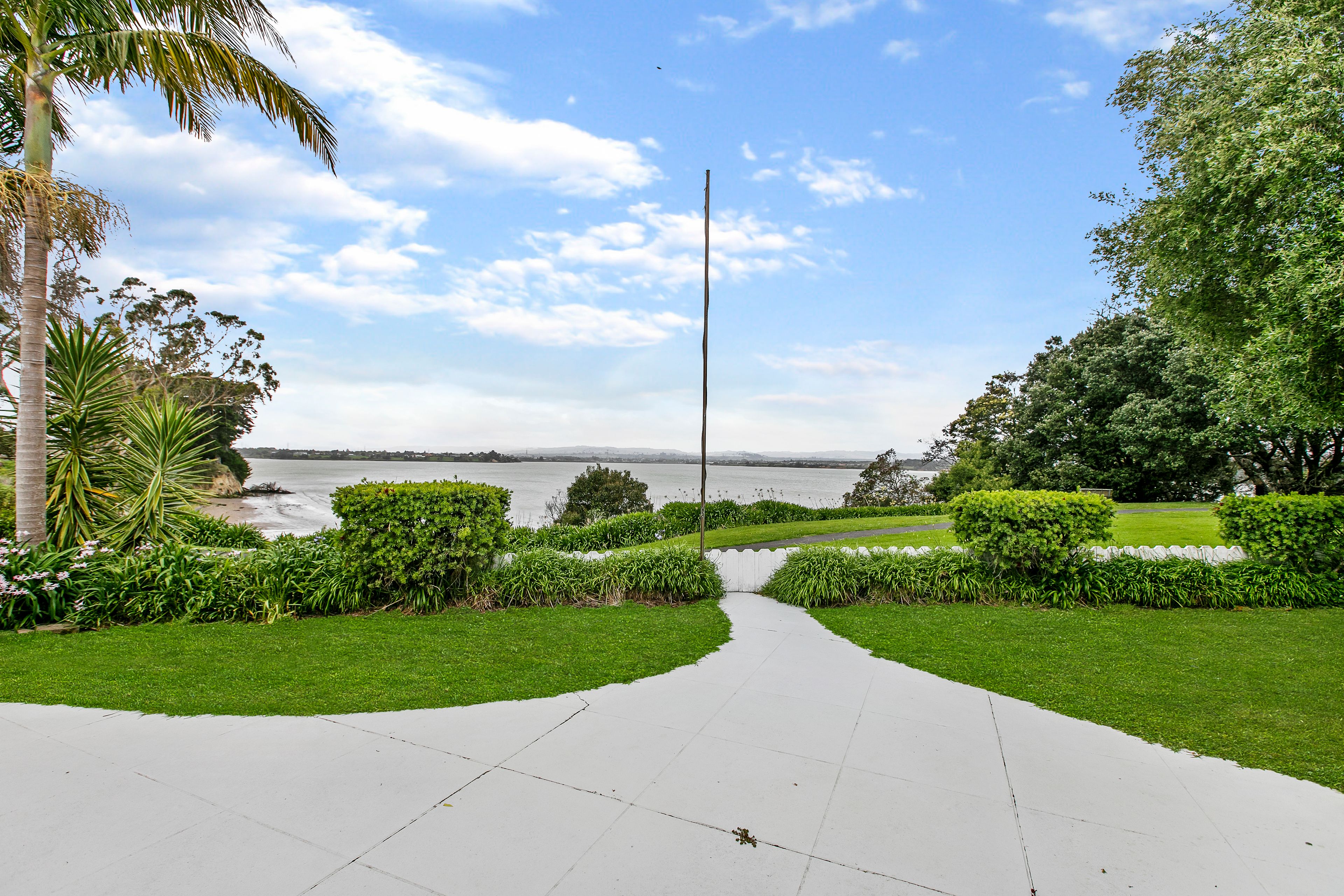 106 Carnoustie Drive, Wattle Downs, Manukau City 2103