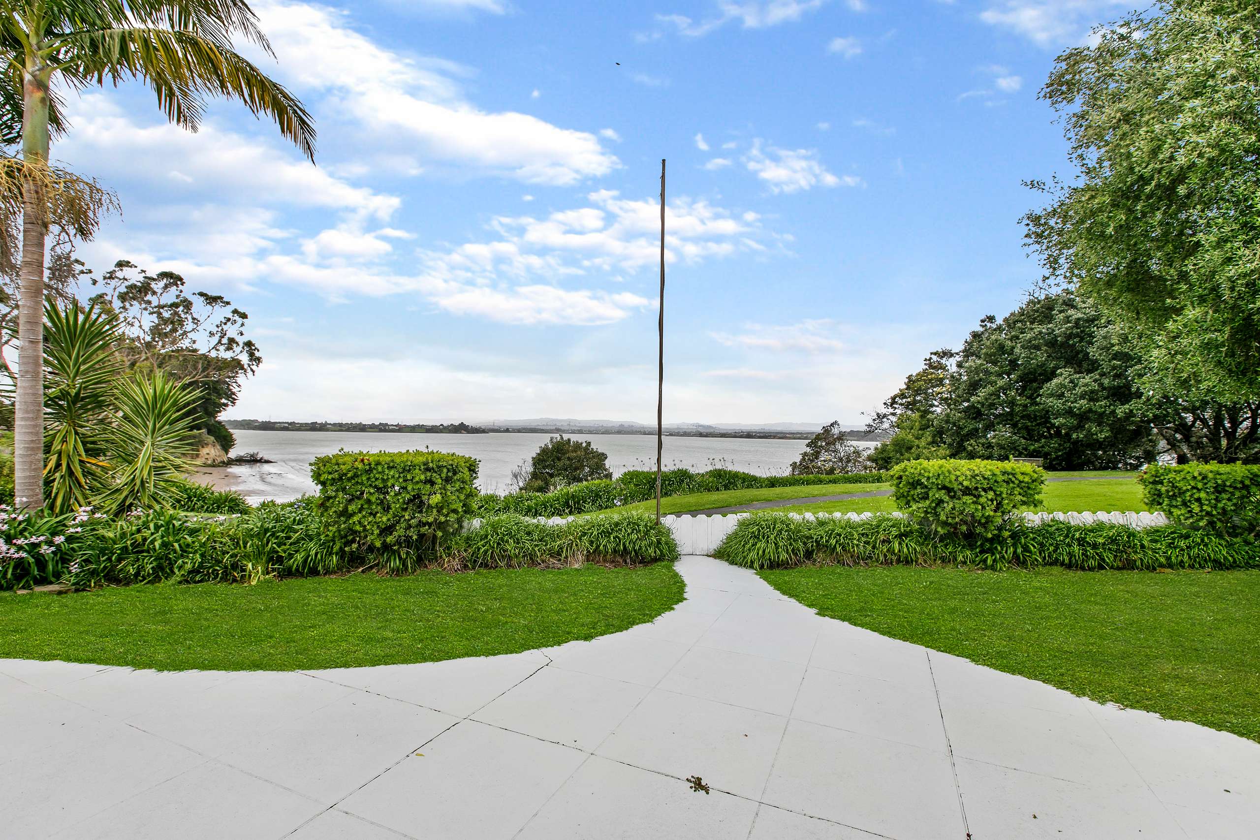 106 Carnoustie Drive, Wattle Downs, Manukau City 2103