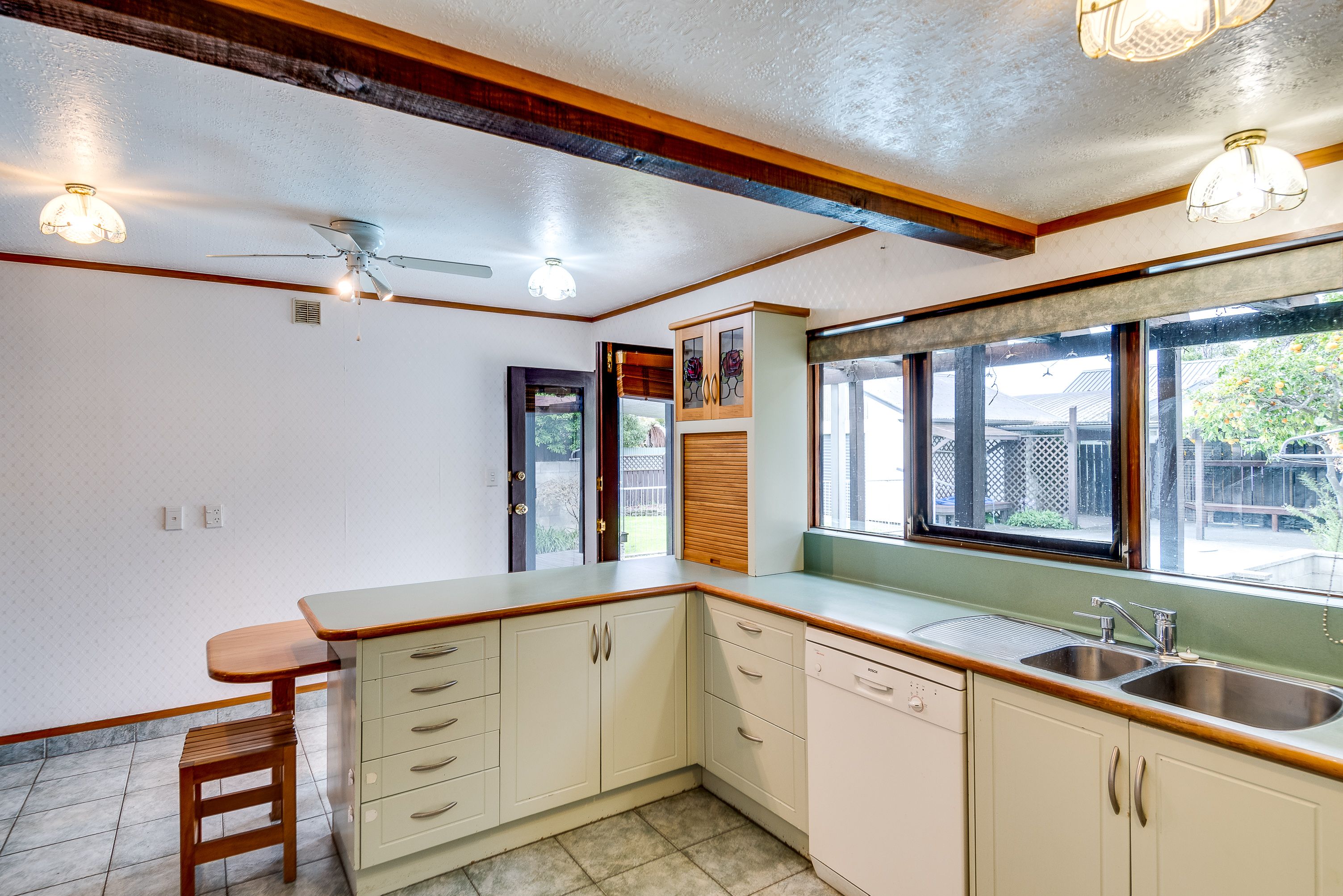 802 Collinge Road, Mayfair, Hastings District