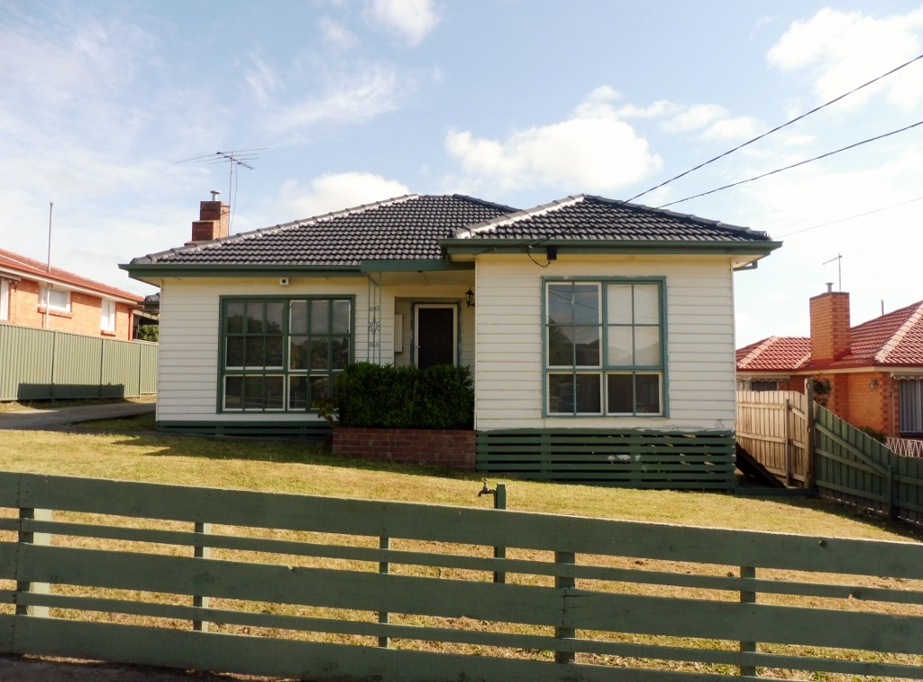 1/5 Burrows Avenue, Dandenong, VIC 3175