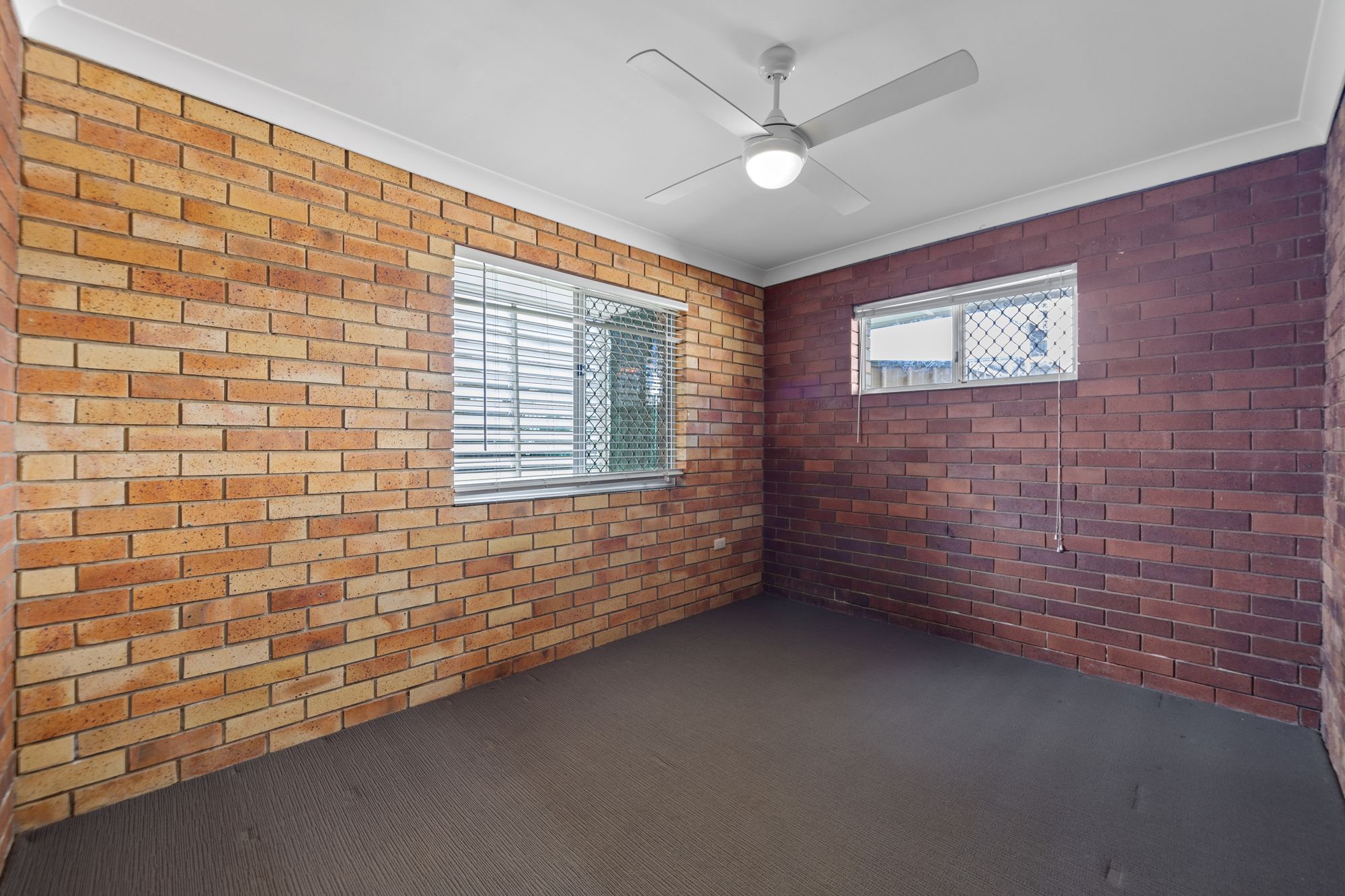 15 Miller Street, Kippa-Ring, QLD 4021