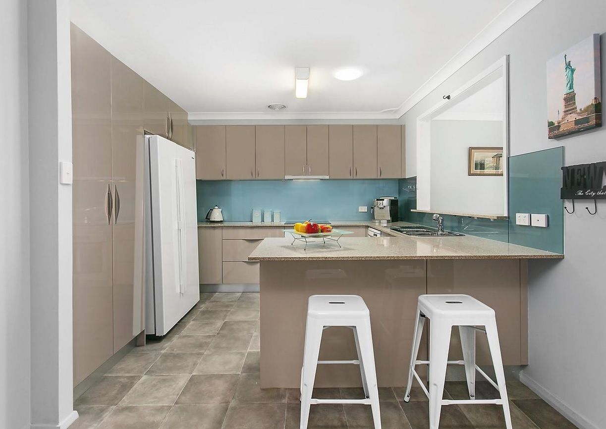 4 Edgecliff Place, Engadine, NSW 2233