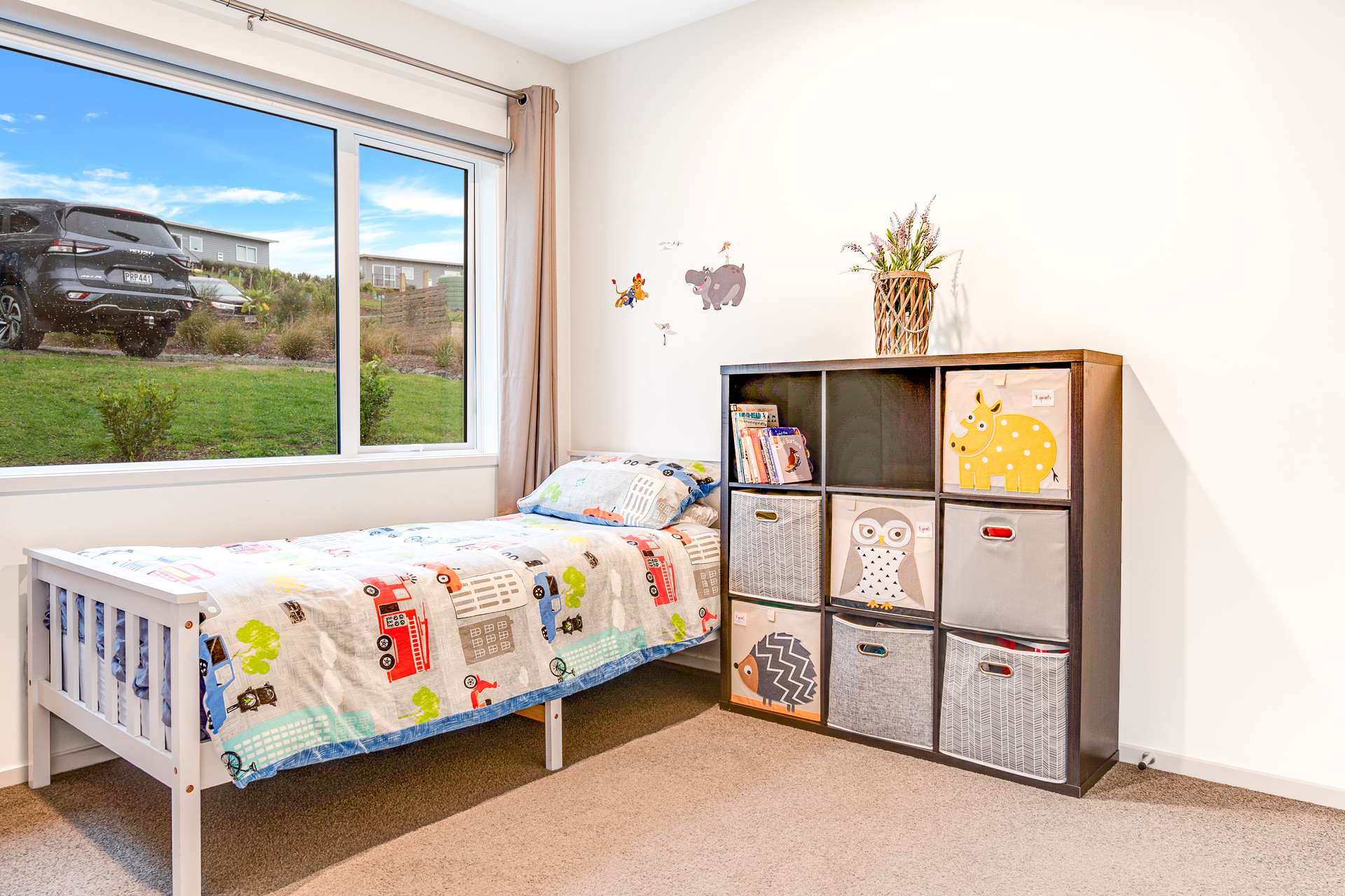 2/206b Tawa Road photo 8