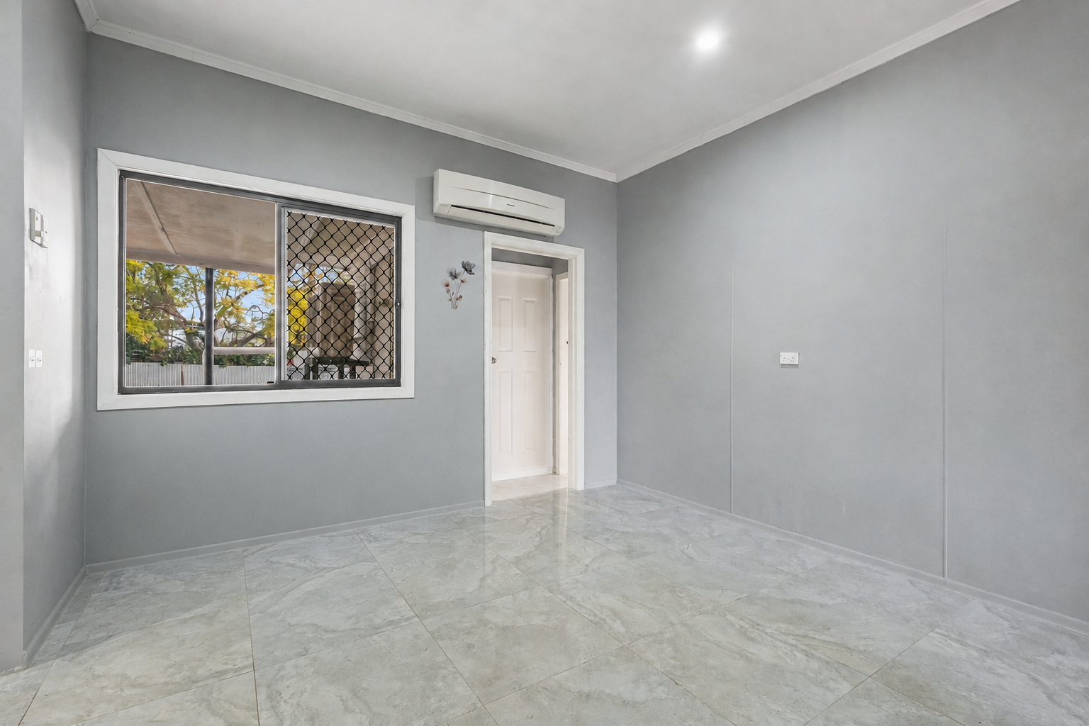 39 Inskip Street — photo 10 of 14