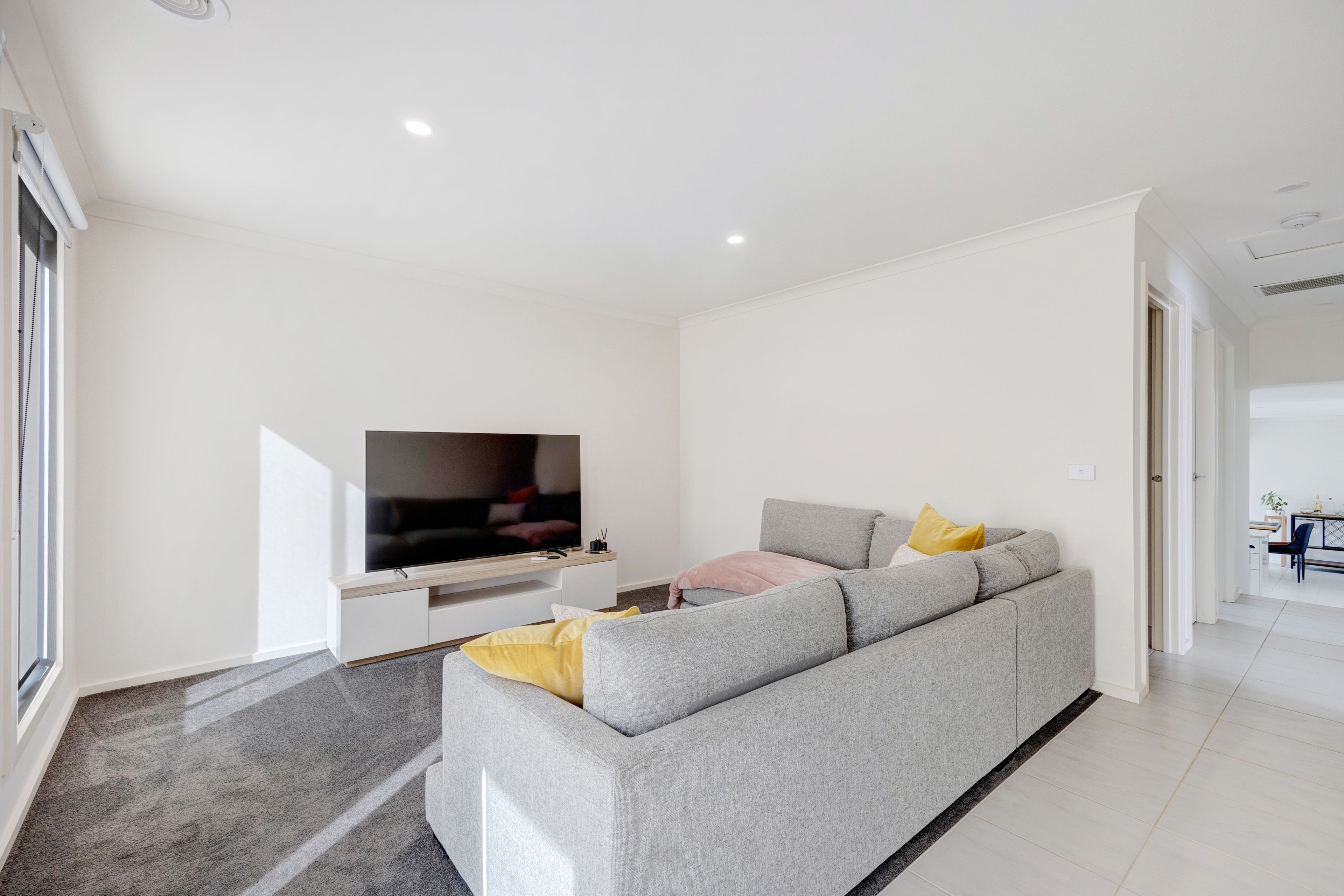 16 Coach Circuit, Pakenham, VIC 3810