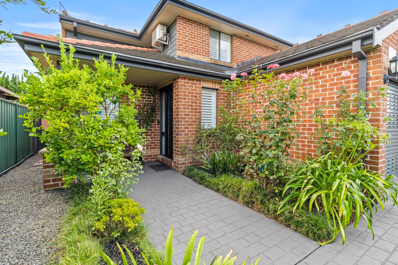 1/55 Adrian Street, Macquarie Fields, NSW 2564