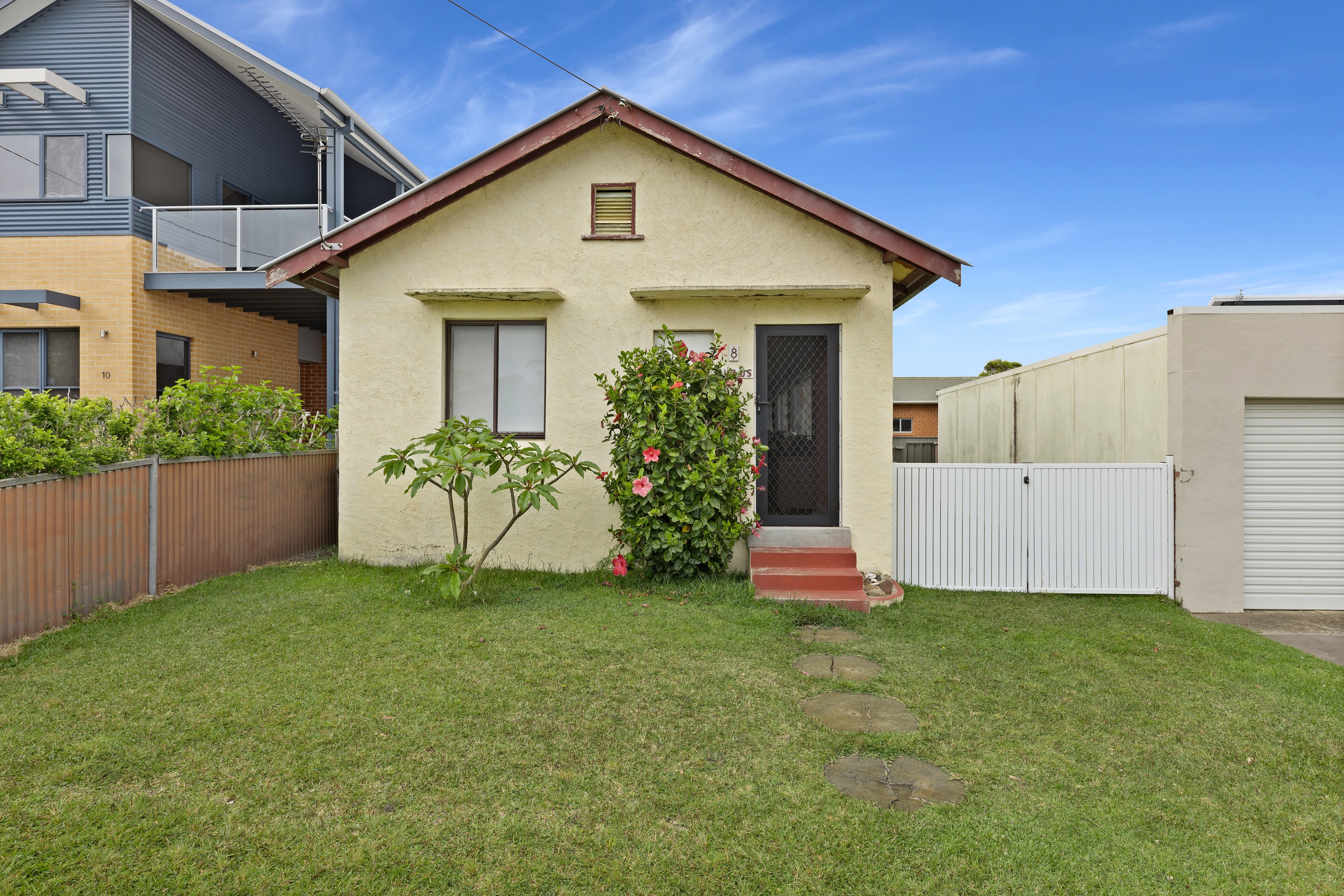 8 Piscator Avenue, Currarong, NSW 2540