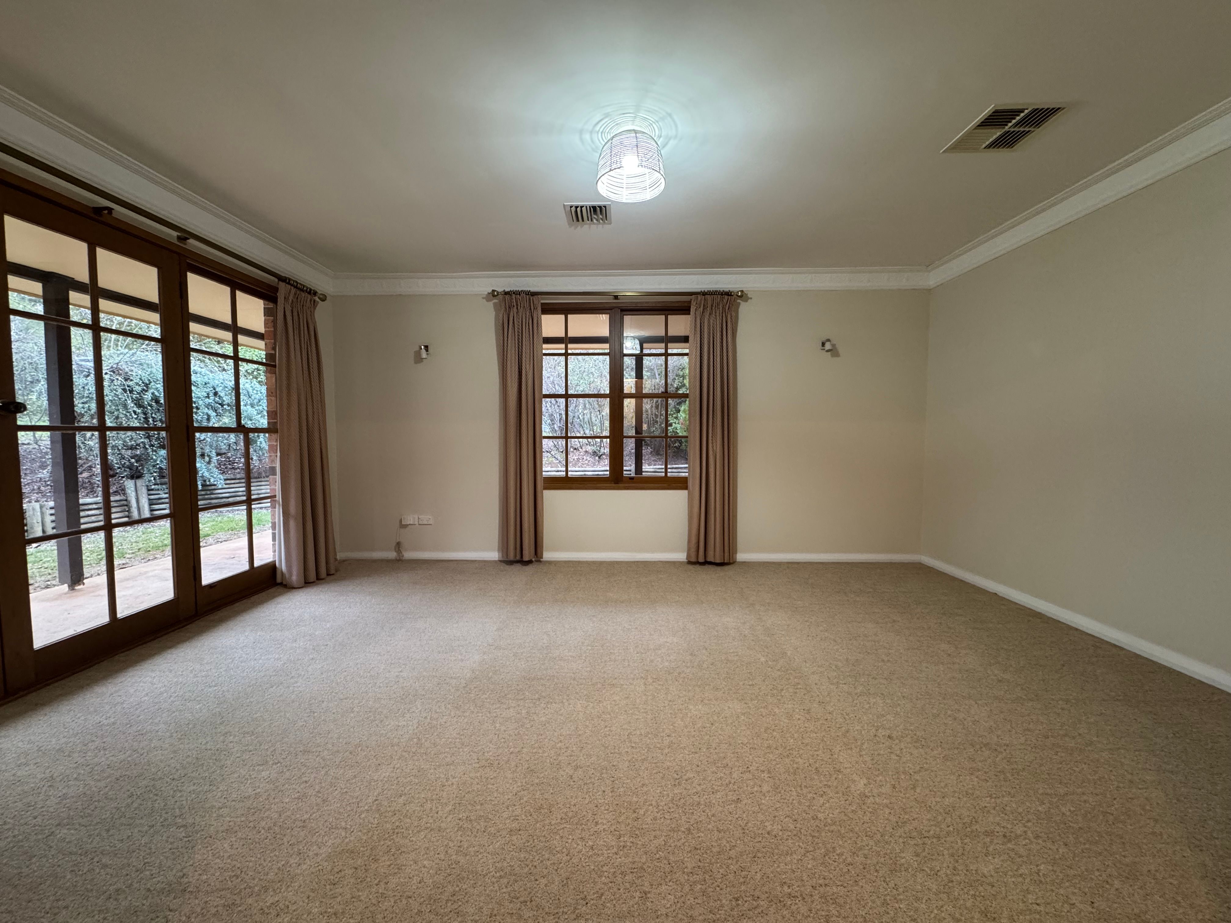 32-36 Petticoat Lane, Young, NSW 2594