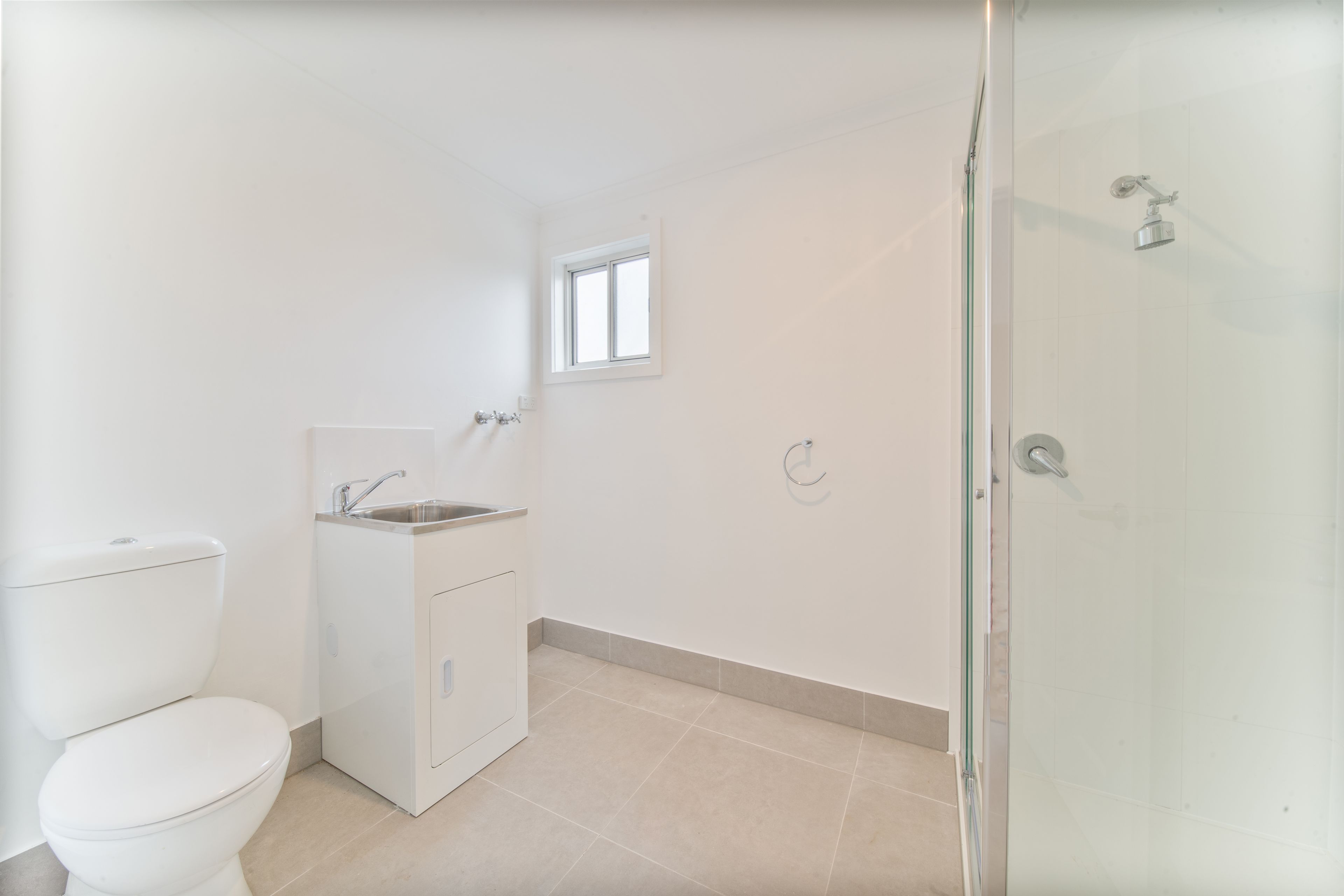 13A Churchill Avenue — photo 6 of 6