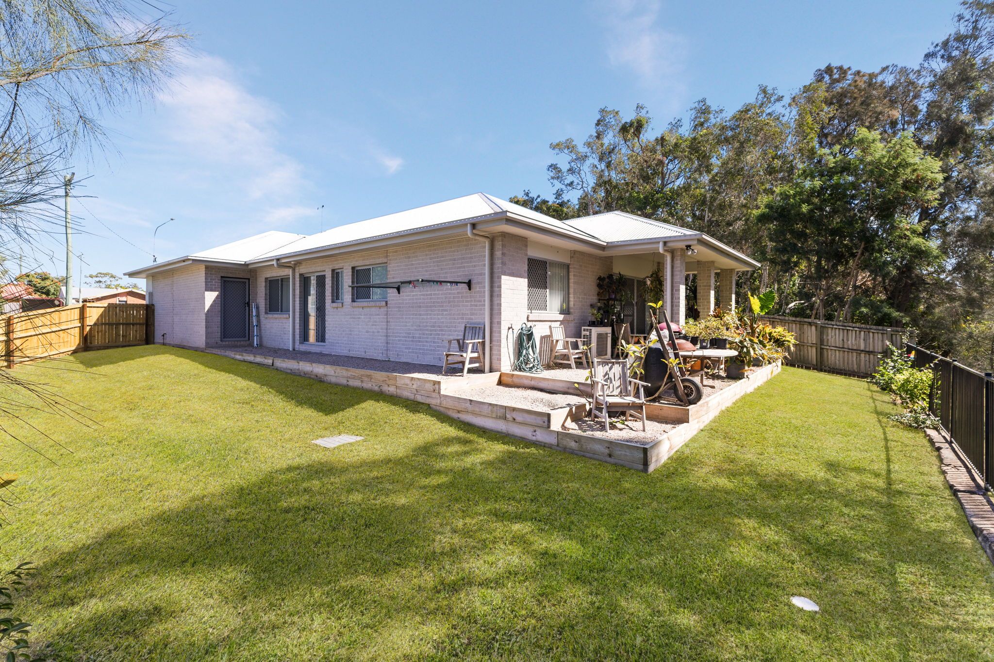 1237 Bribie Island Road — photo 18 of 19