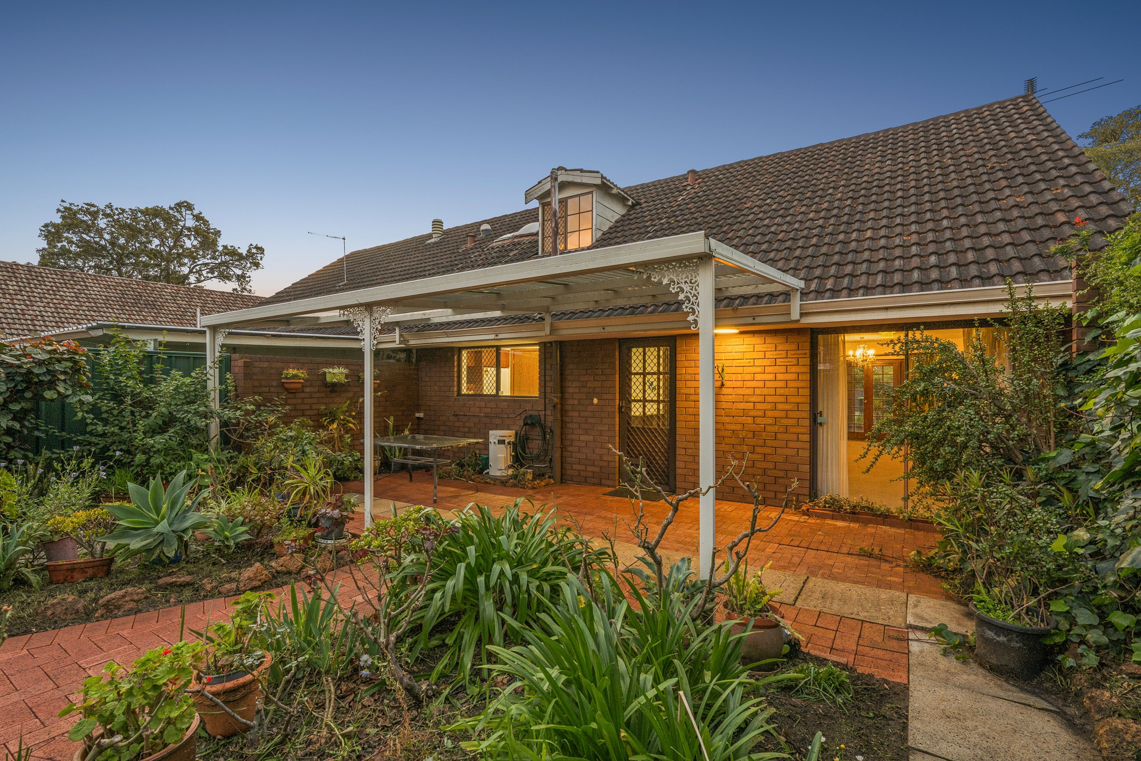 3/8 Shelley Road — photo 25 of 30