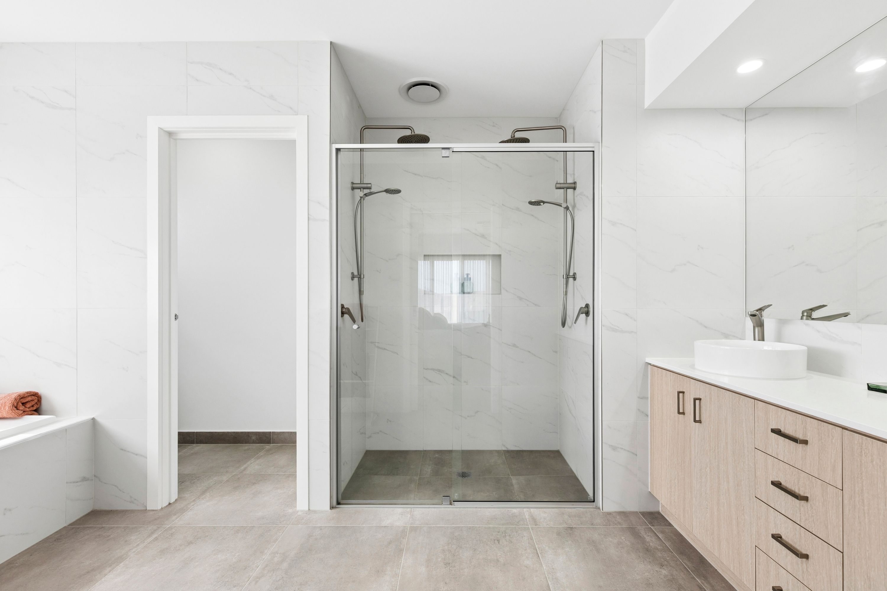 54 Wattlebird Drive — photo 10 of 26