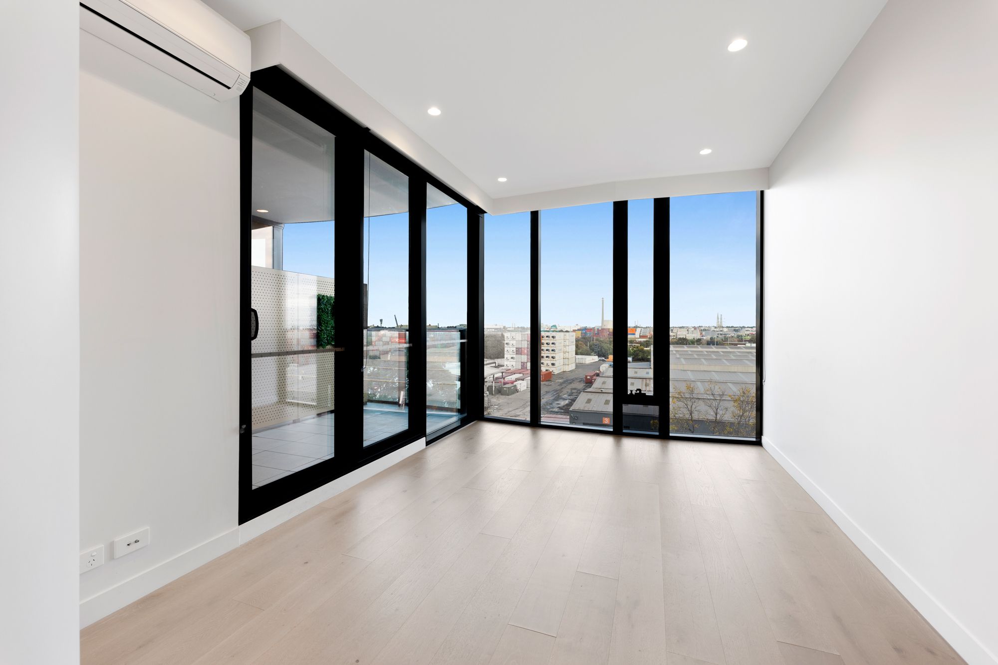 517/3 Tarver Street, Port Melbourne, VIC 3207