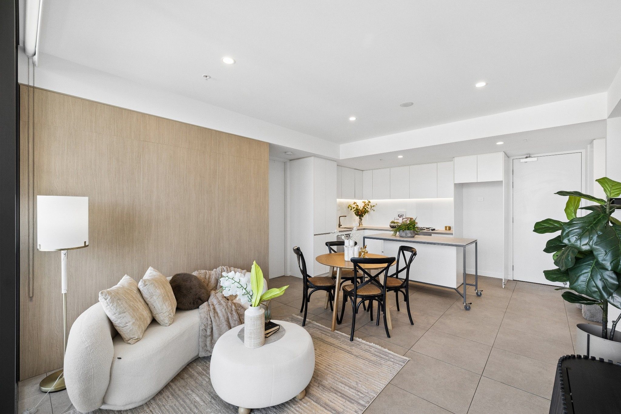 902/17 Penny Place — photo 4 of 24