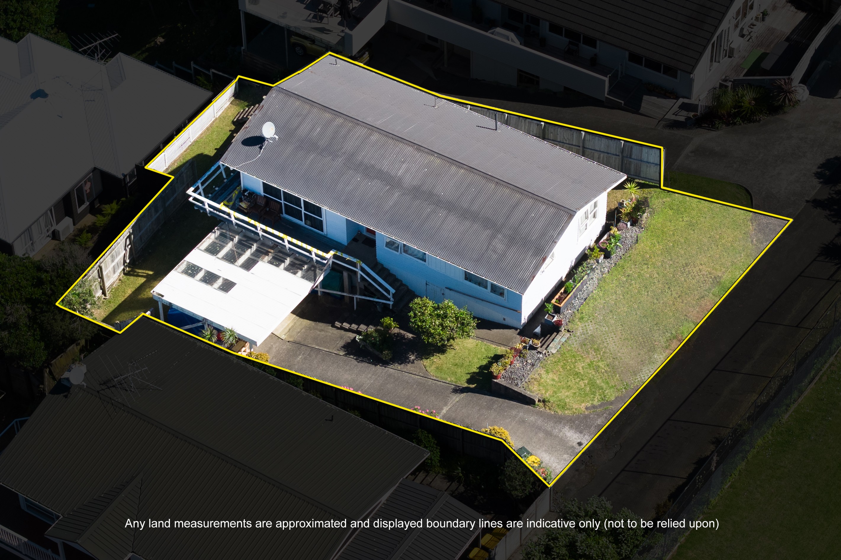 1/9 Colmar Road, Mellons Bay, Manukau City