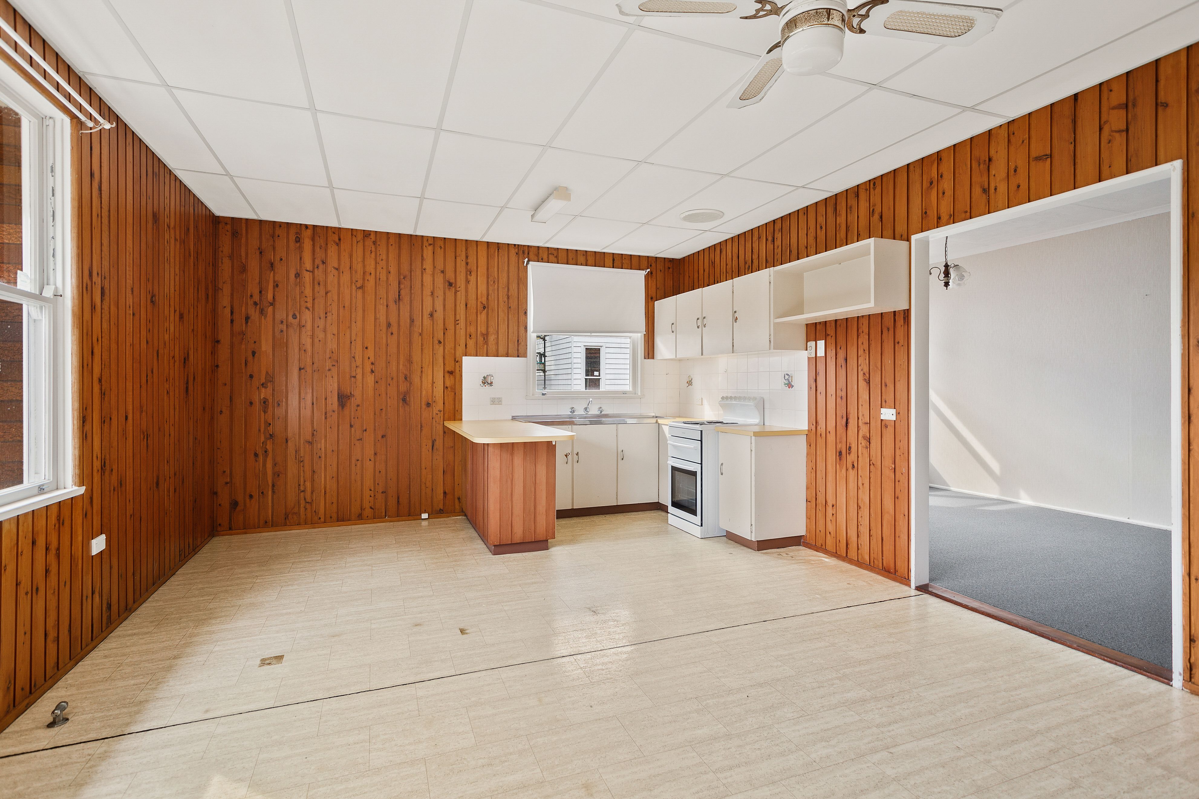 2/10 Headland Parade, Barrack Point, NSW 2528