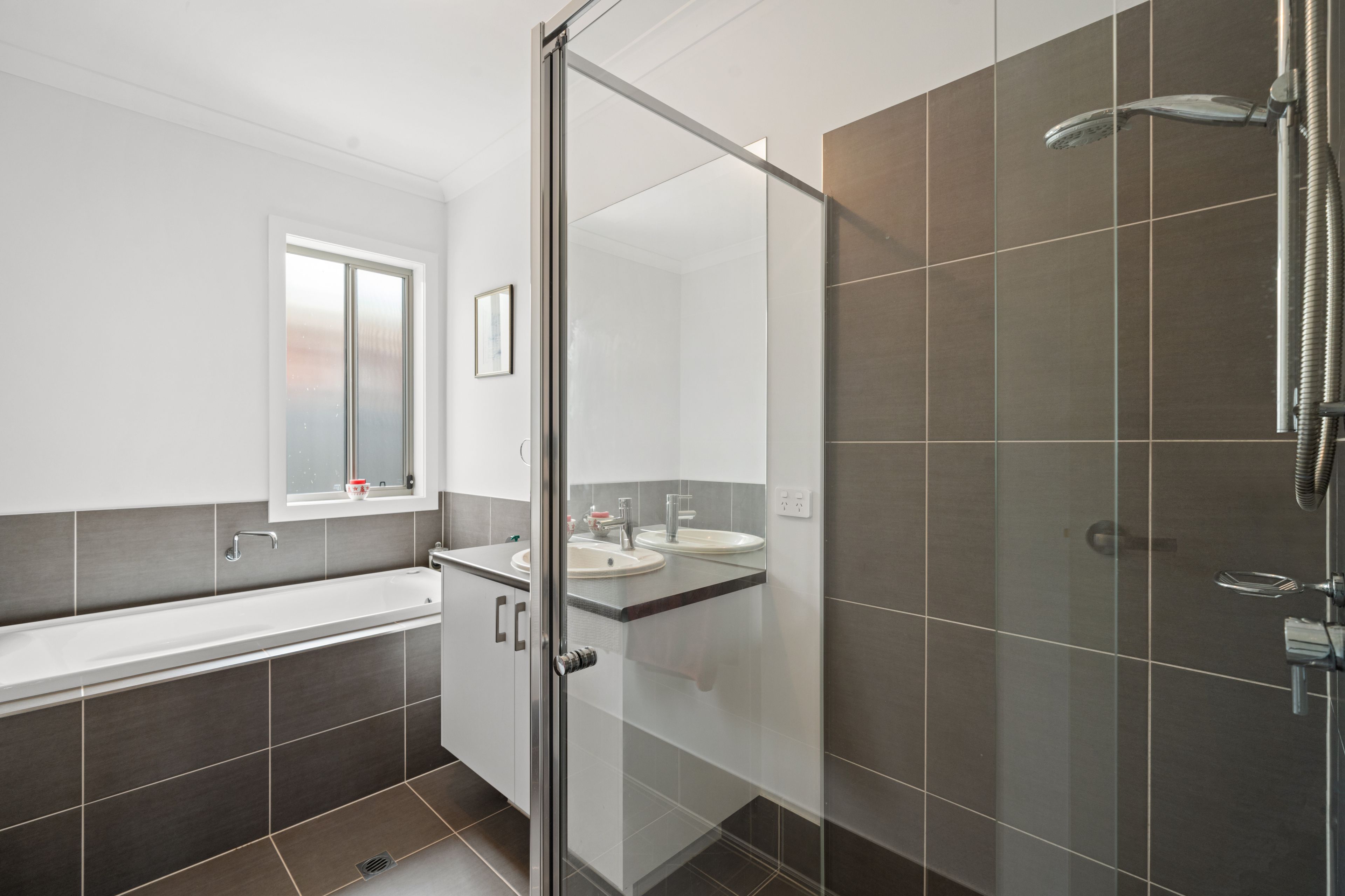 4 Cronulla Drive — photo 16 of 20