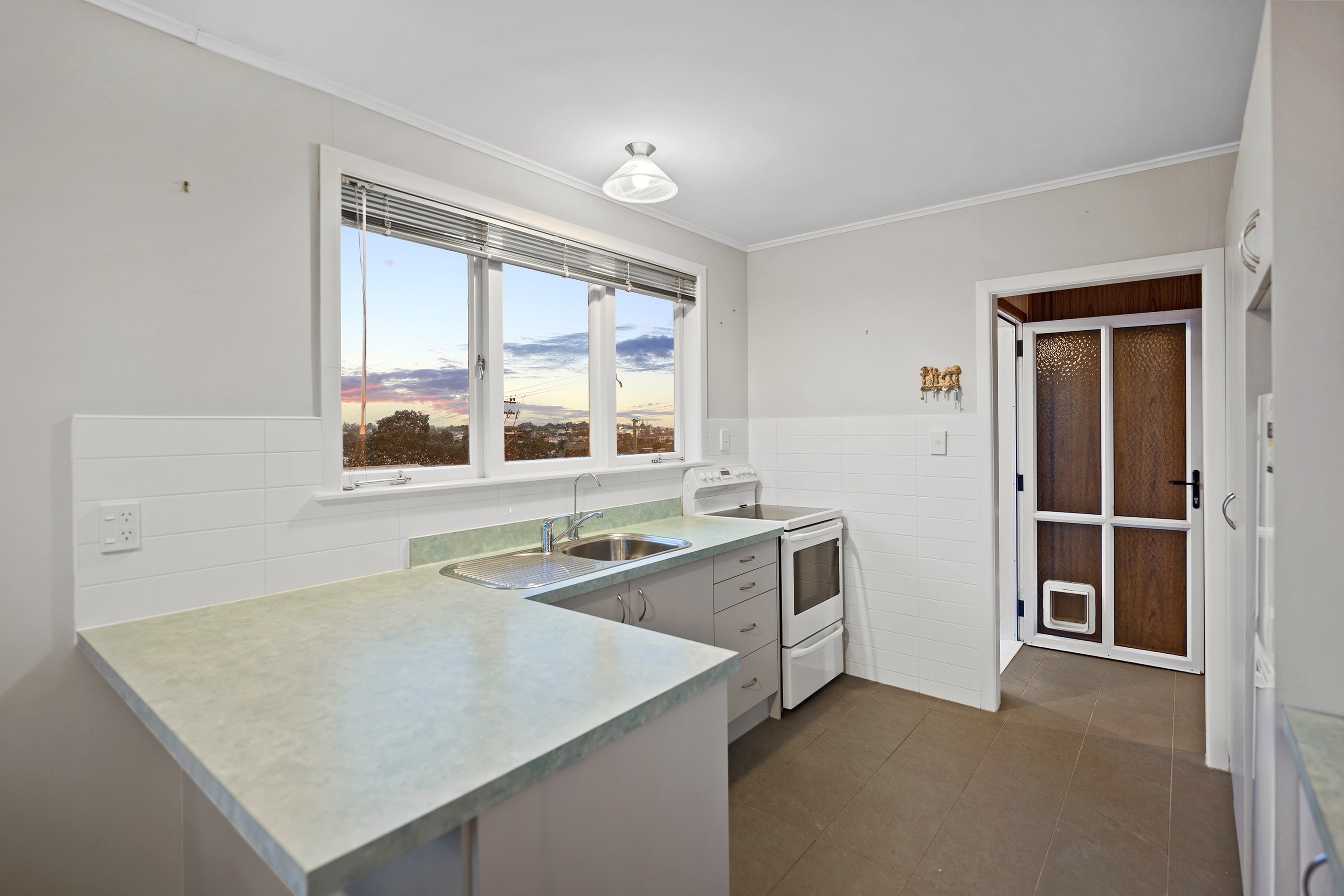 22 Stanley Road, Glenfield, North Shore City